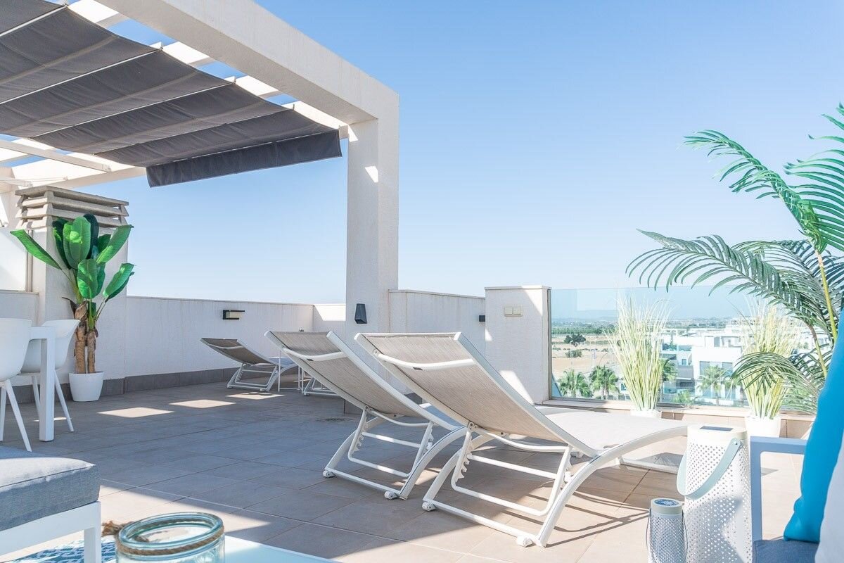 2-Bedroom Apartment in Guardamar del Segura - Image 40