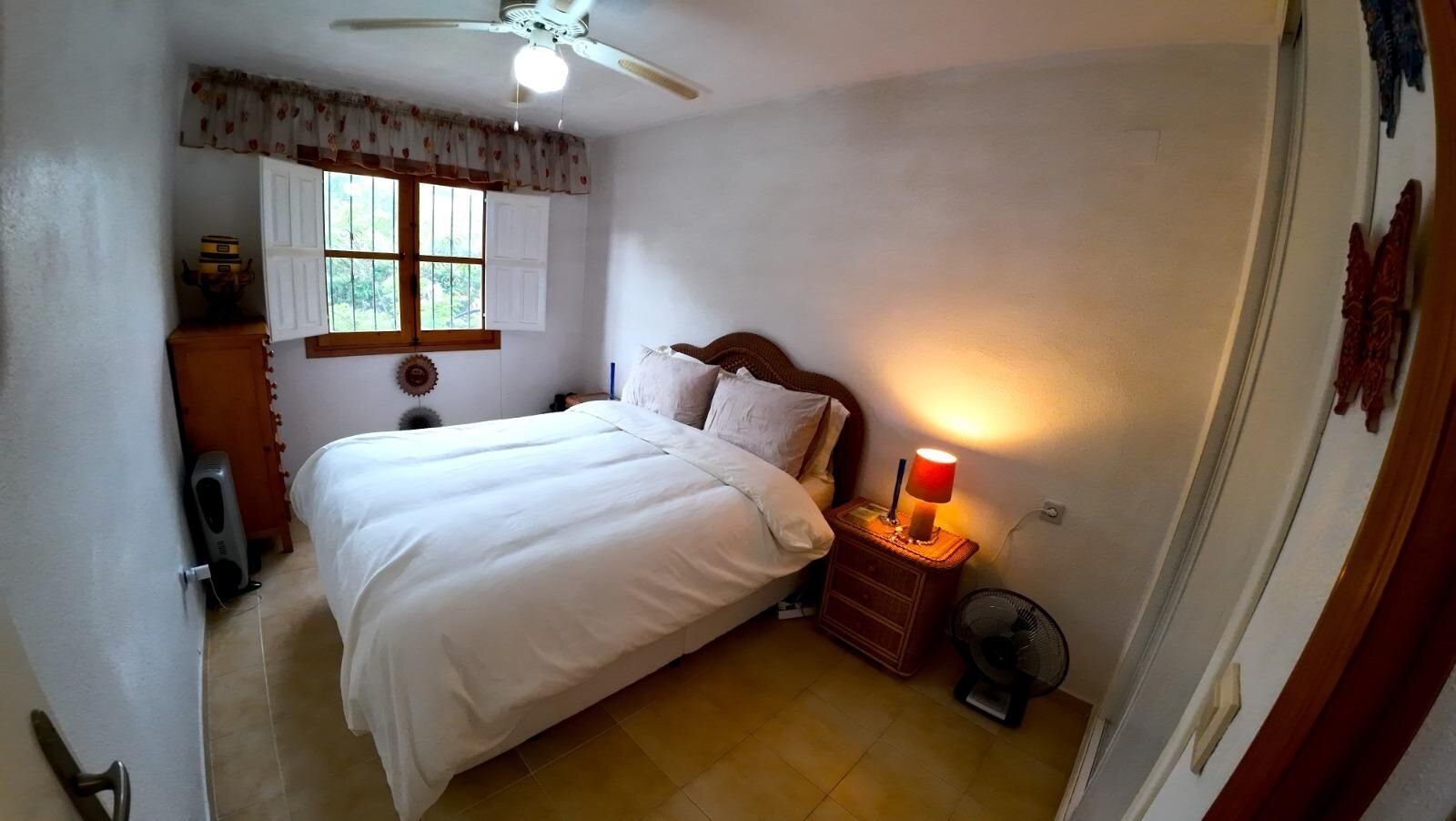 1-Bedroom Bungalow in Los Balcones, Torrevieja - Image 10