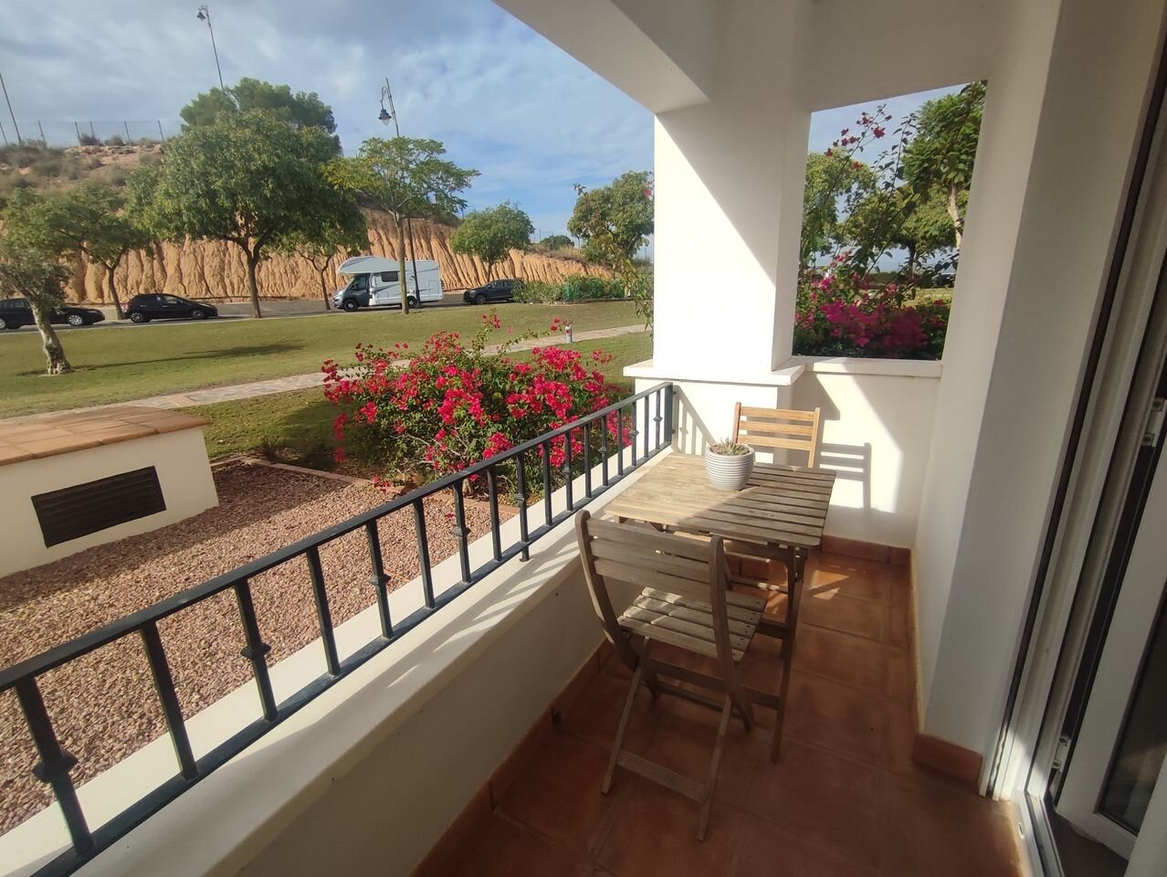 2-Bedroom Apartment in Sucina, Sucina - Image 24