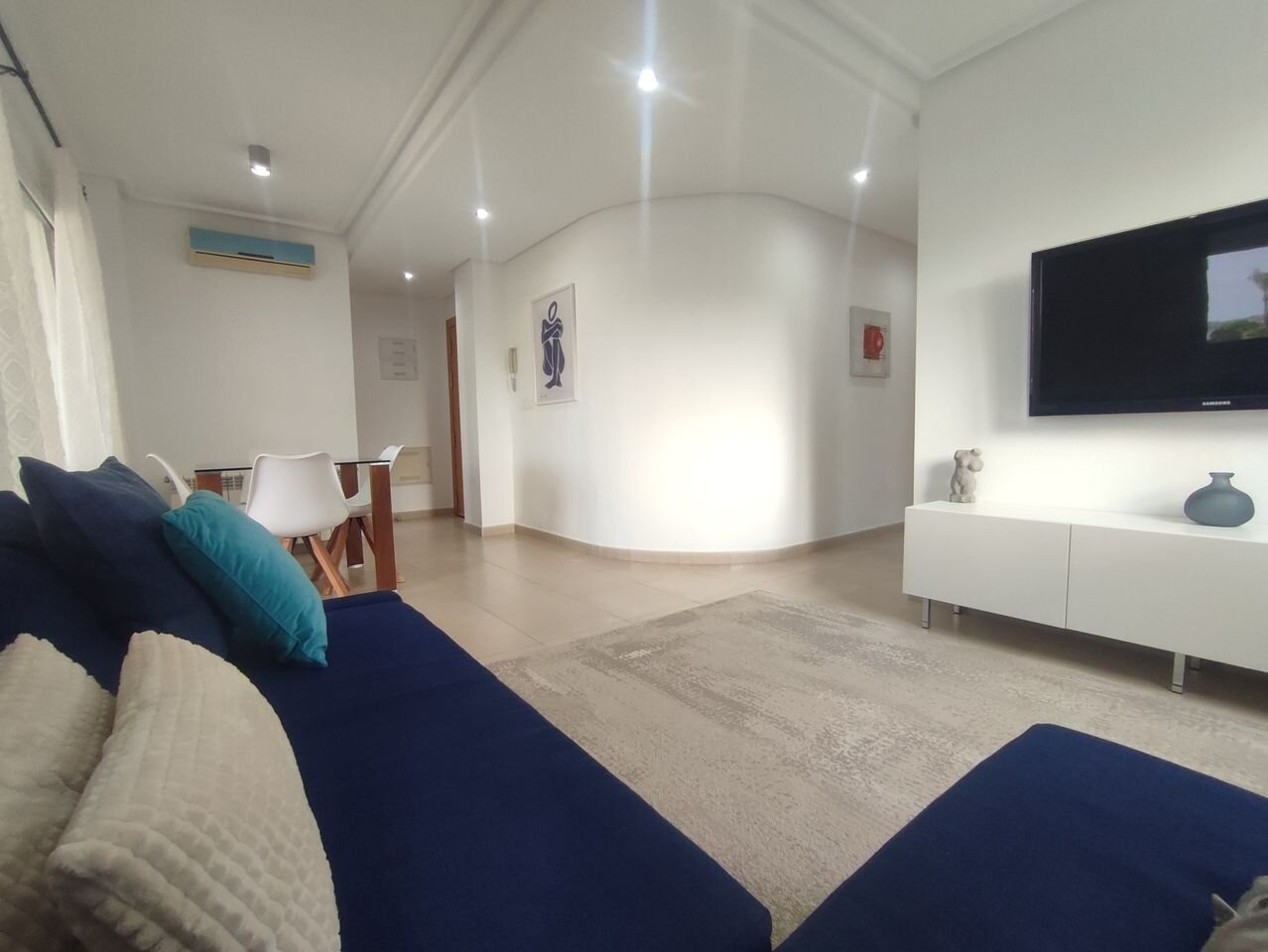 2-Bedroom Apartment in Sucina, Sucina - Image 9