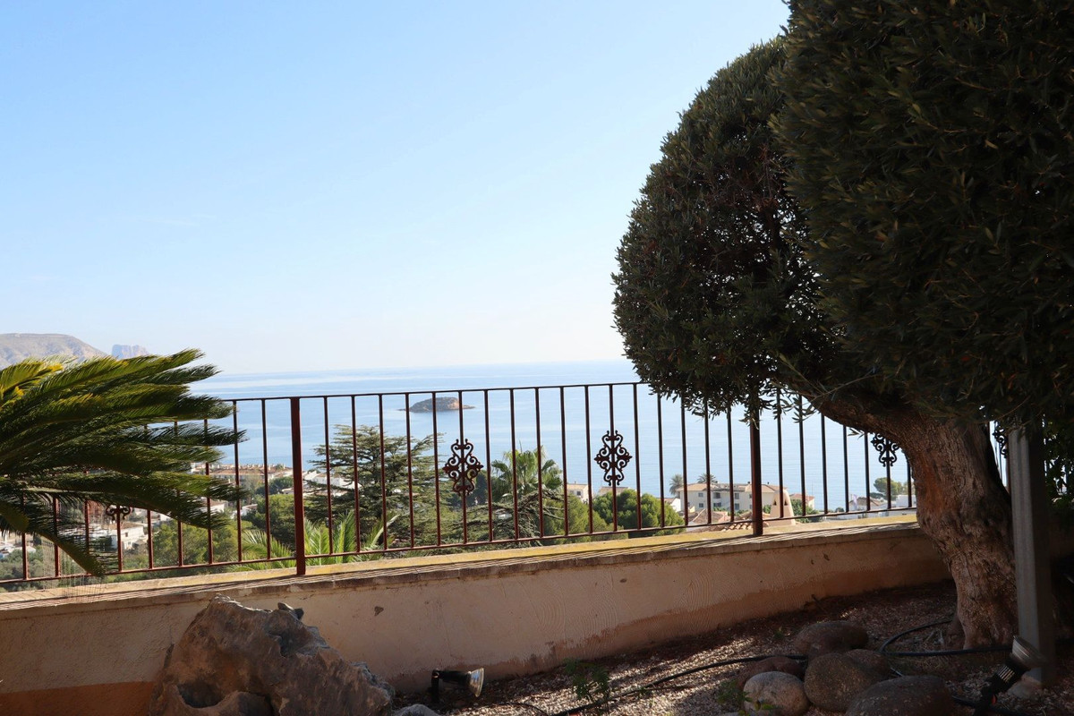 5-Bedroom Detached House in  Altea | Sunny Casas - Costa ... - Image 14