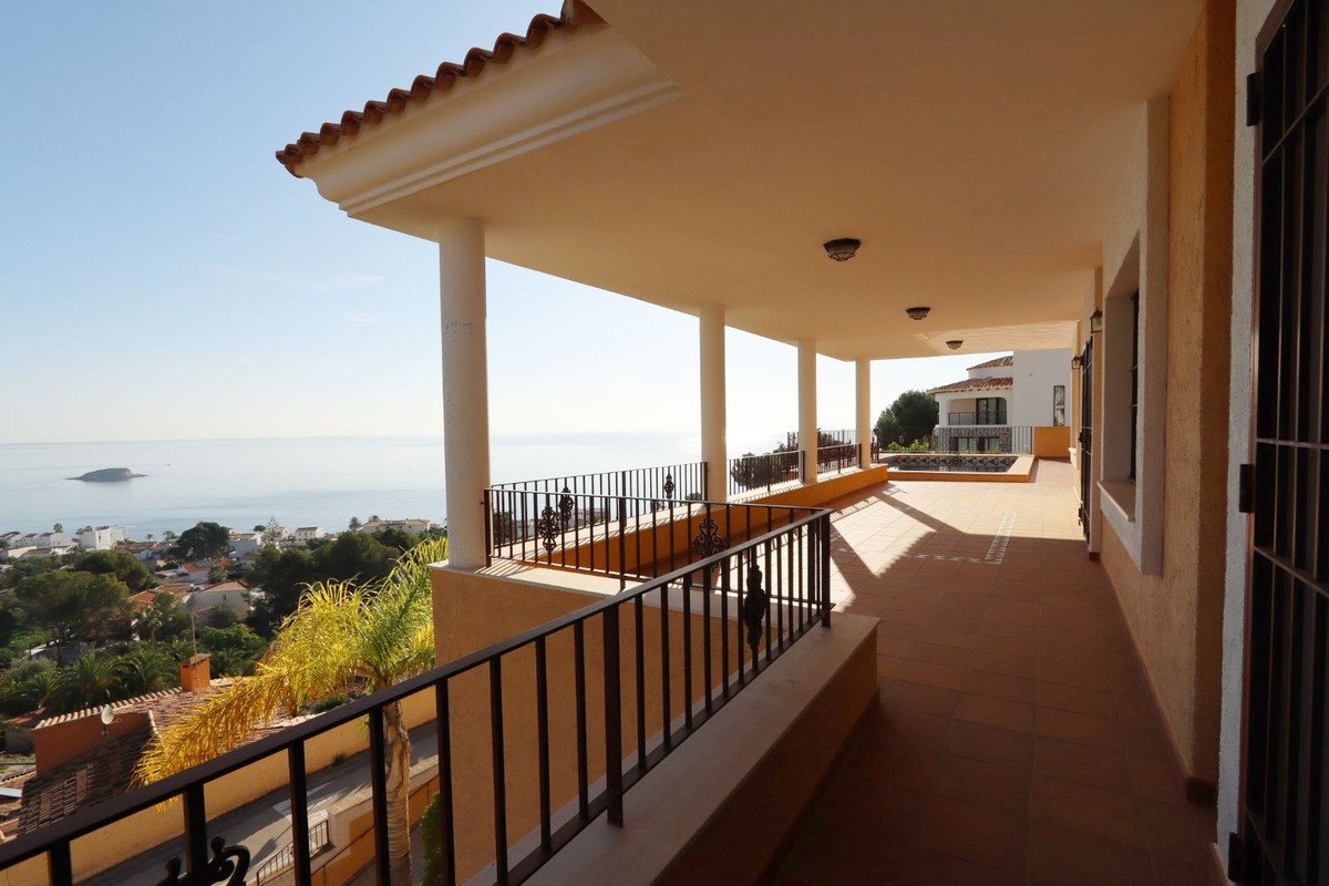 5-Bedroom Detached House in  Altea | Sunny Casas - Costa ... - Image 24