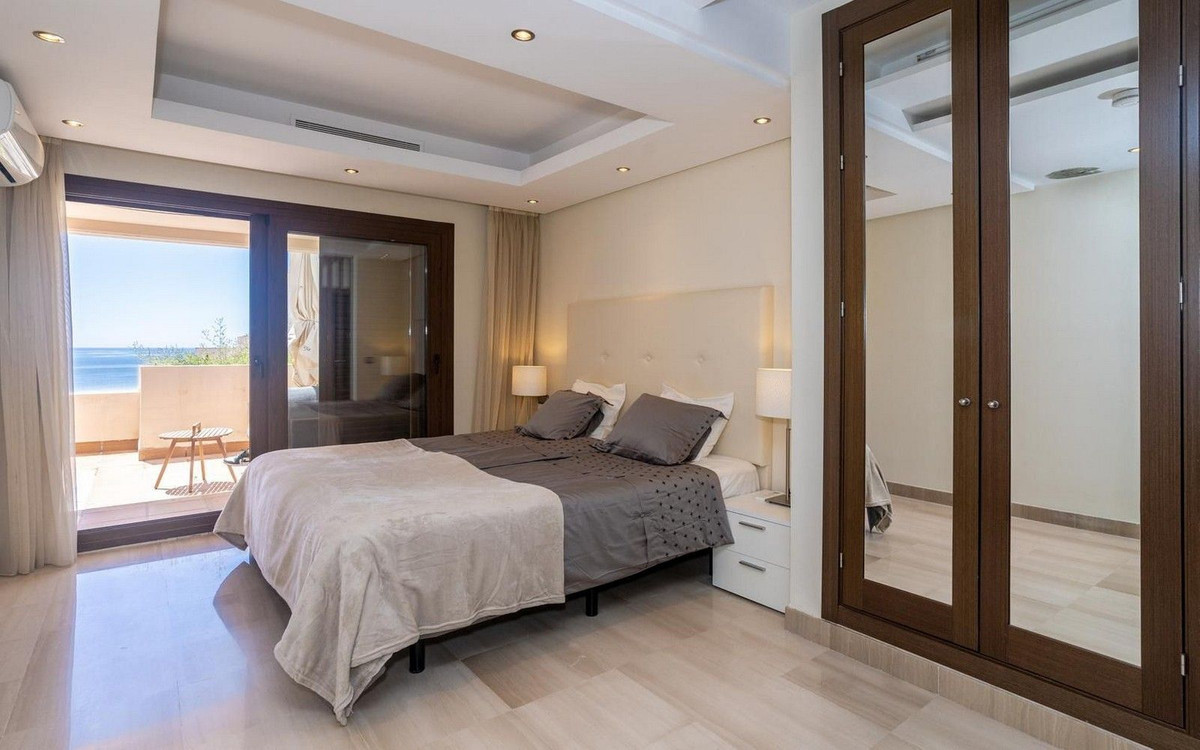 2-Bedroom Penthouse in Estepona | Sunny Casas - Costa Bl... - Image 11