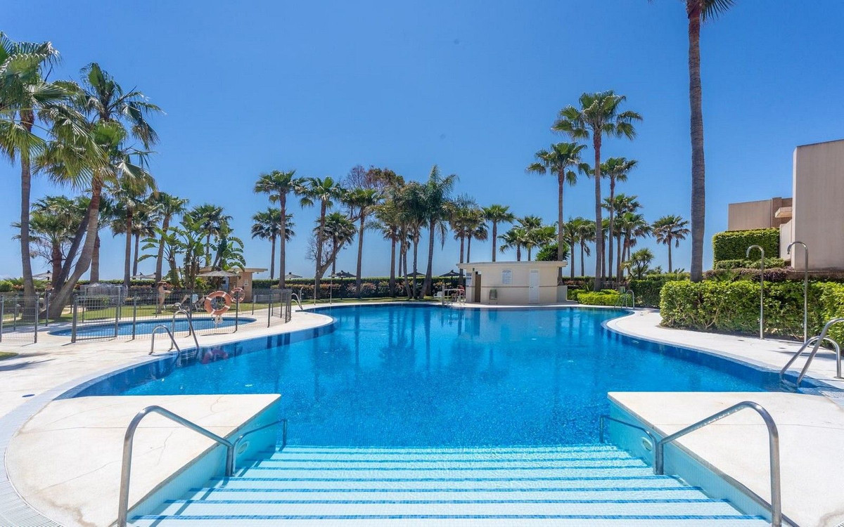 2-Bedroom Penthouse in Estepona | Sunny Casas - Costa Bl... - Image 2