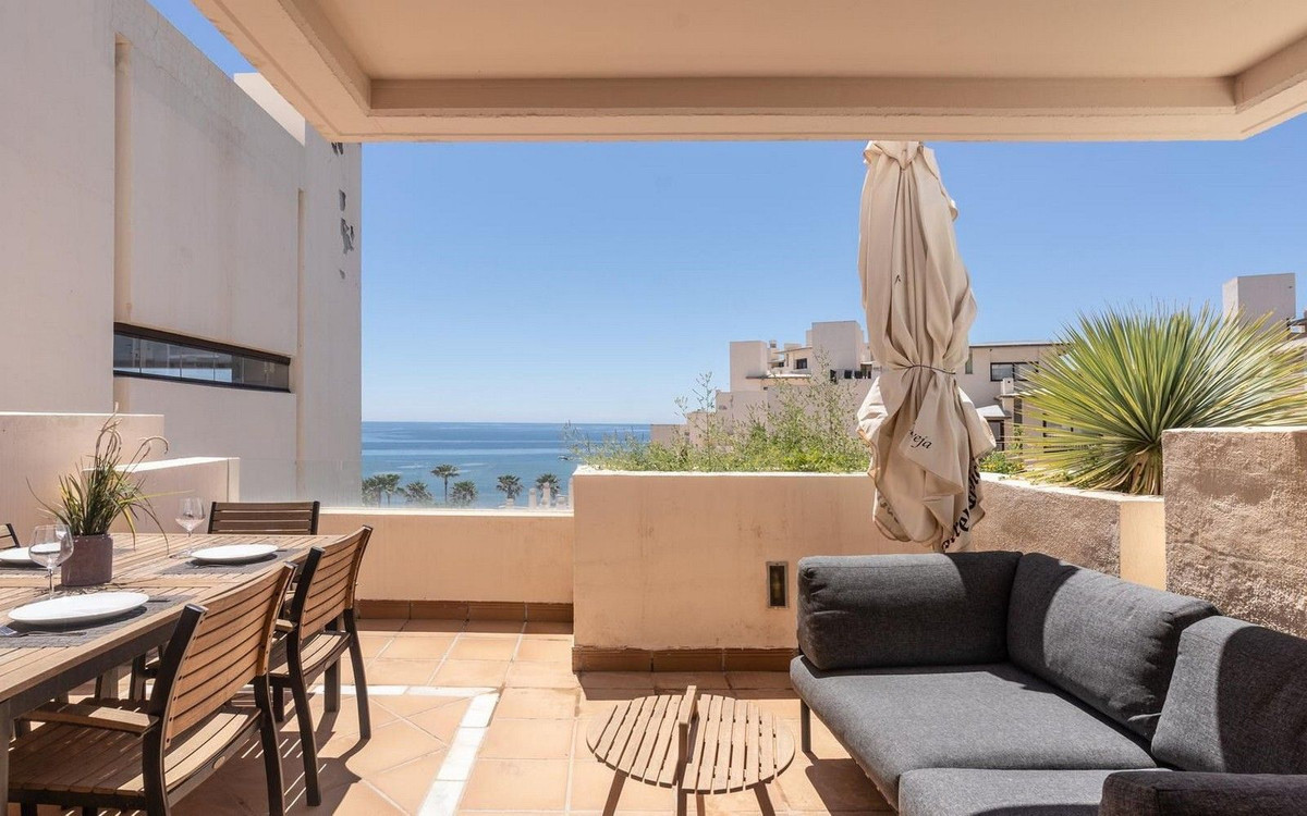 2-Bedroom Penthouse in Estepona | Sunny Casas - Costa Bl... - Image 3