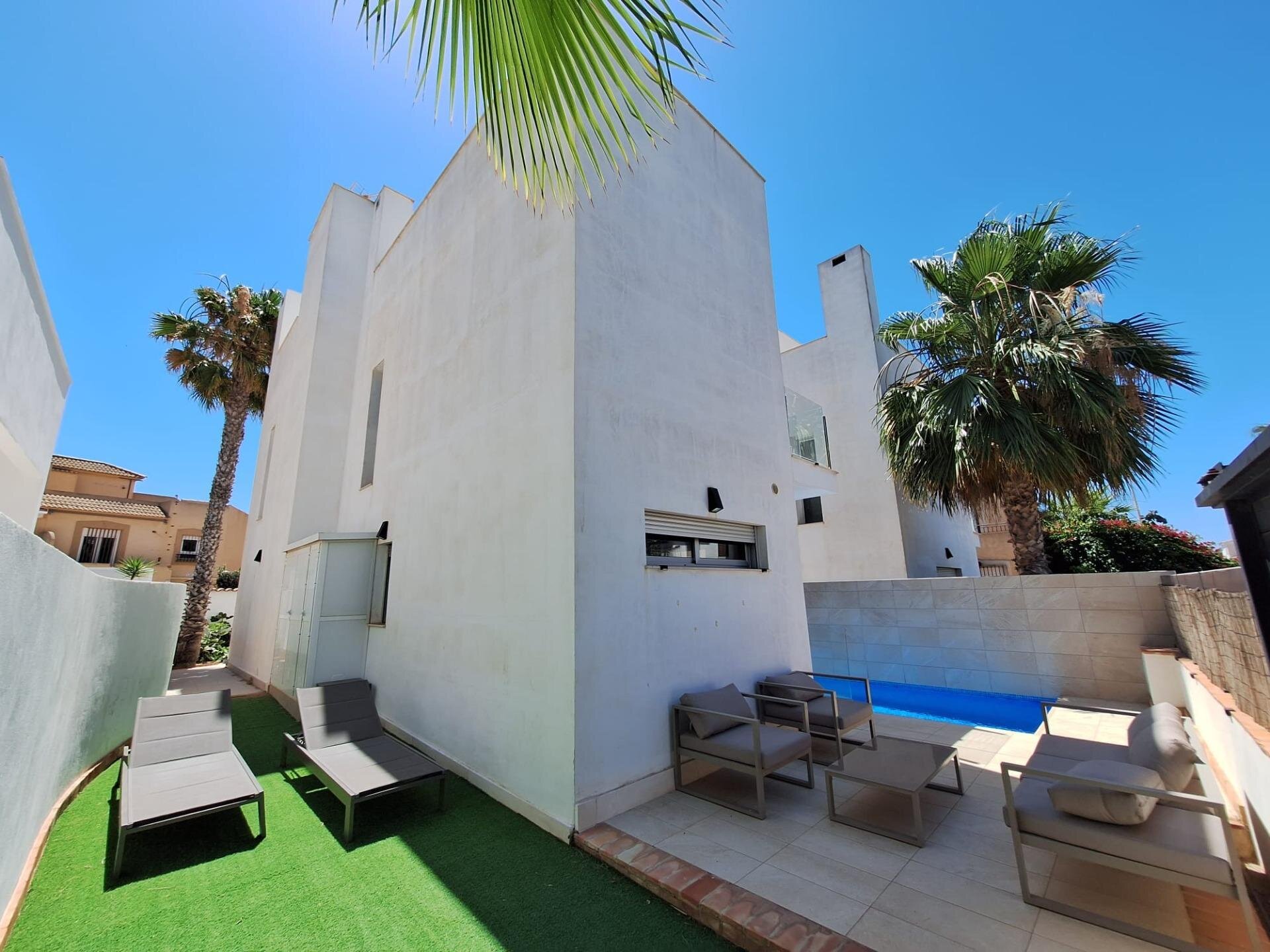 Villa de 3 Chambres à Los Frutales, Torrevieja - Image 2