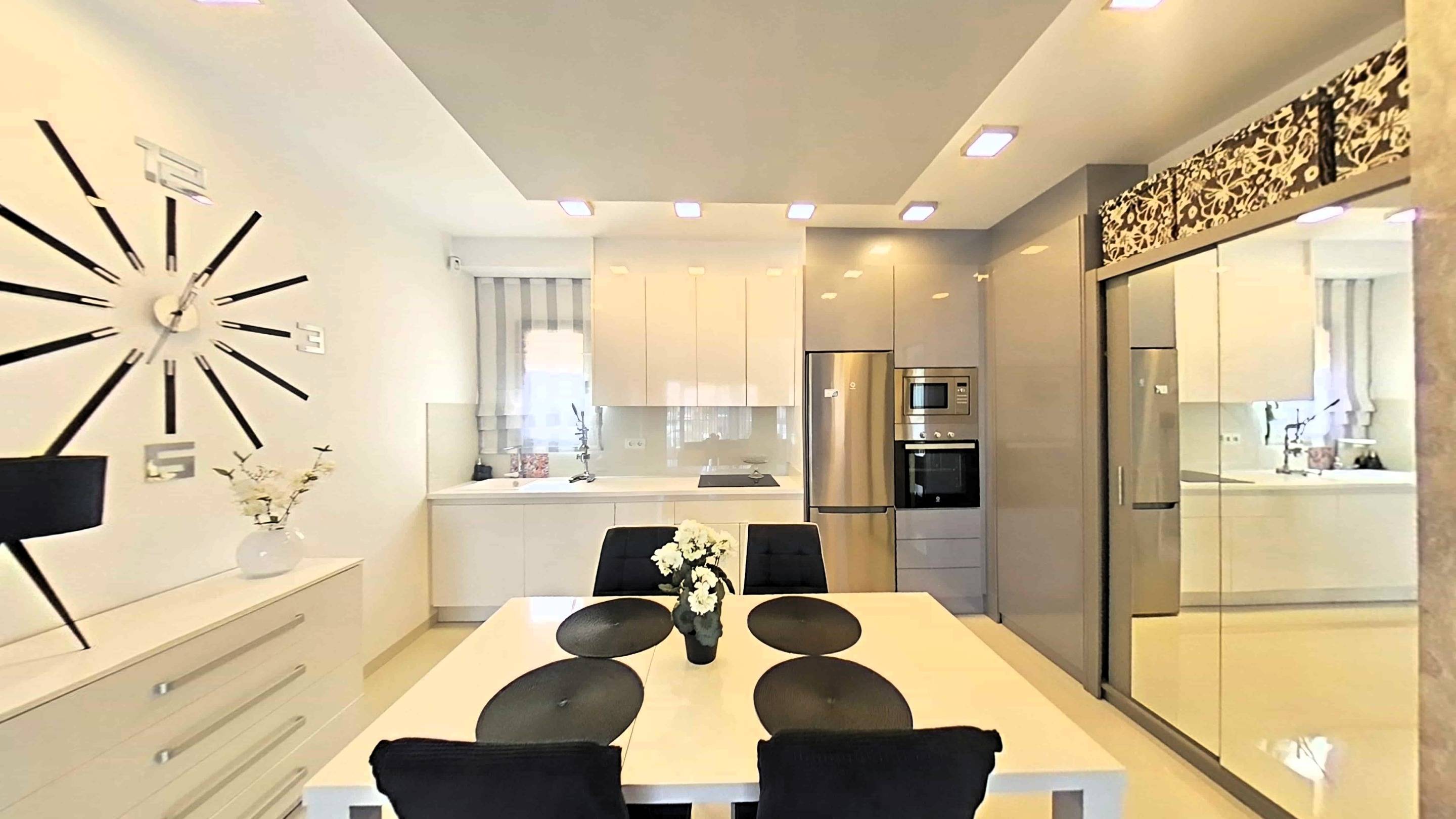 2-Bedroom Apartment in La Torre de la Horadada, Pilar de la Horadada - Image 11