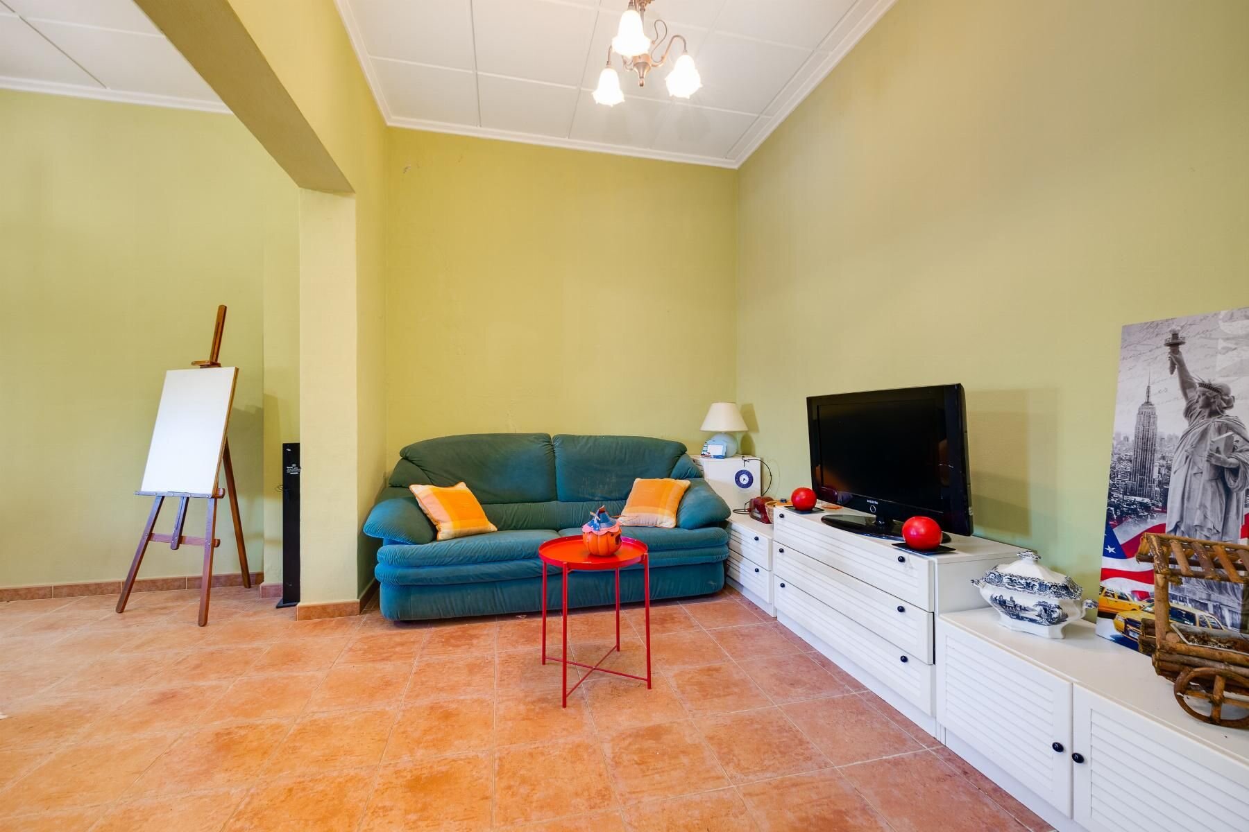 5-Bedroom Villa in Ciudad de las Comunicaciones, San Miguel de Salinas - Image 24