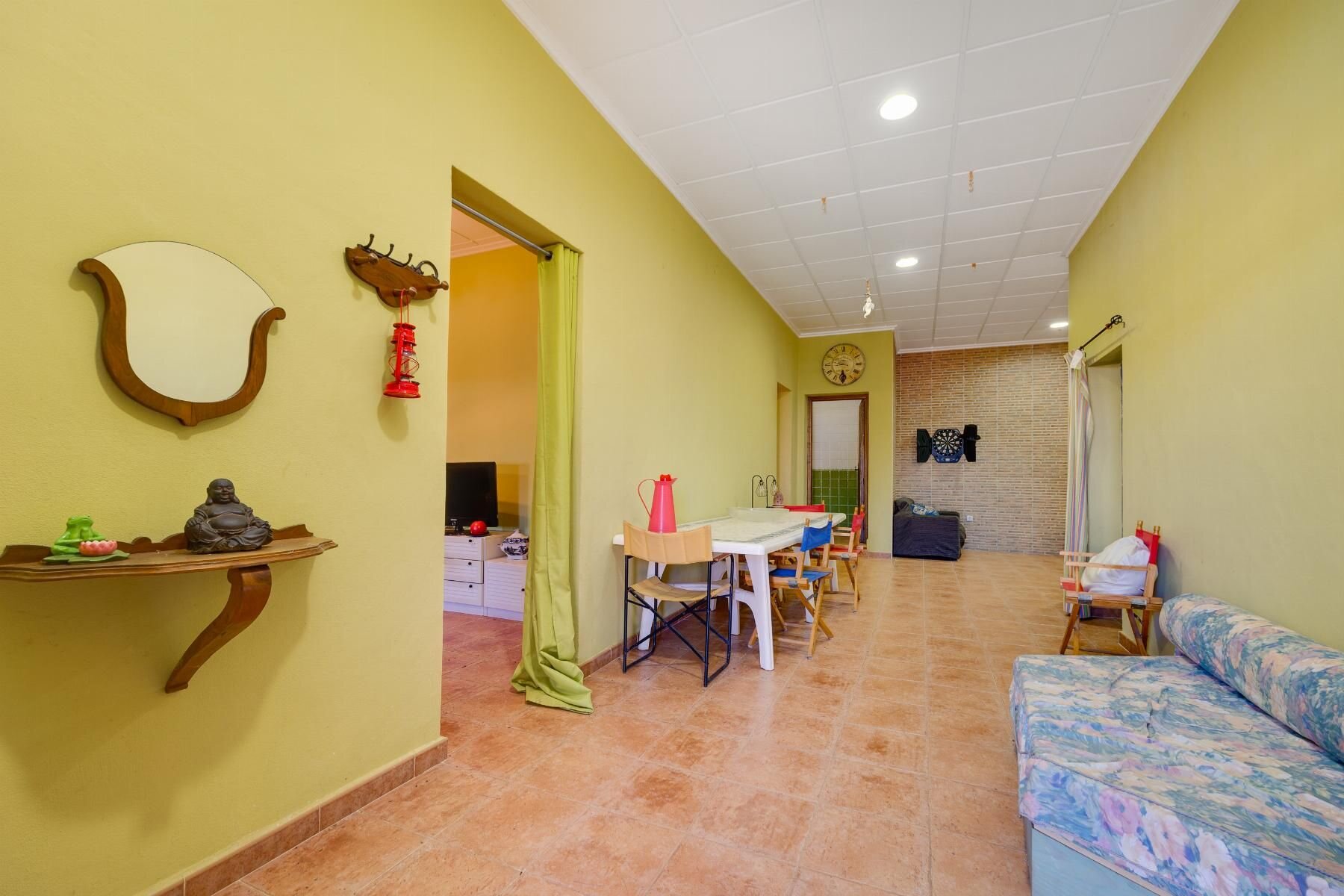 5-Bedroom Villa in Ciudad de las Comunicaciones, San Miguel de Salinas - Image 25