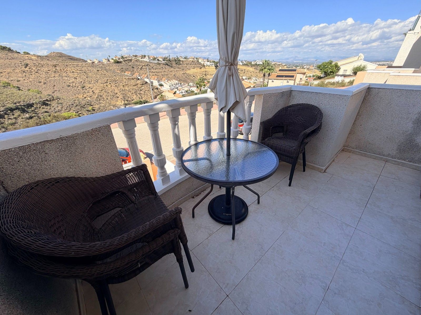 2-Bedroom Apartment in Comunidad Valenciana, Almoradi - Image 10