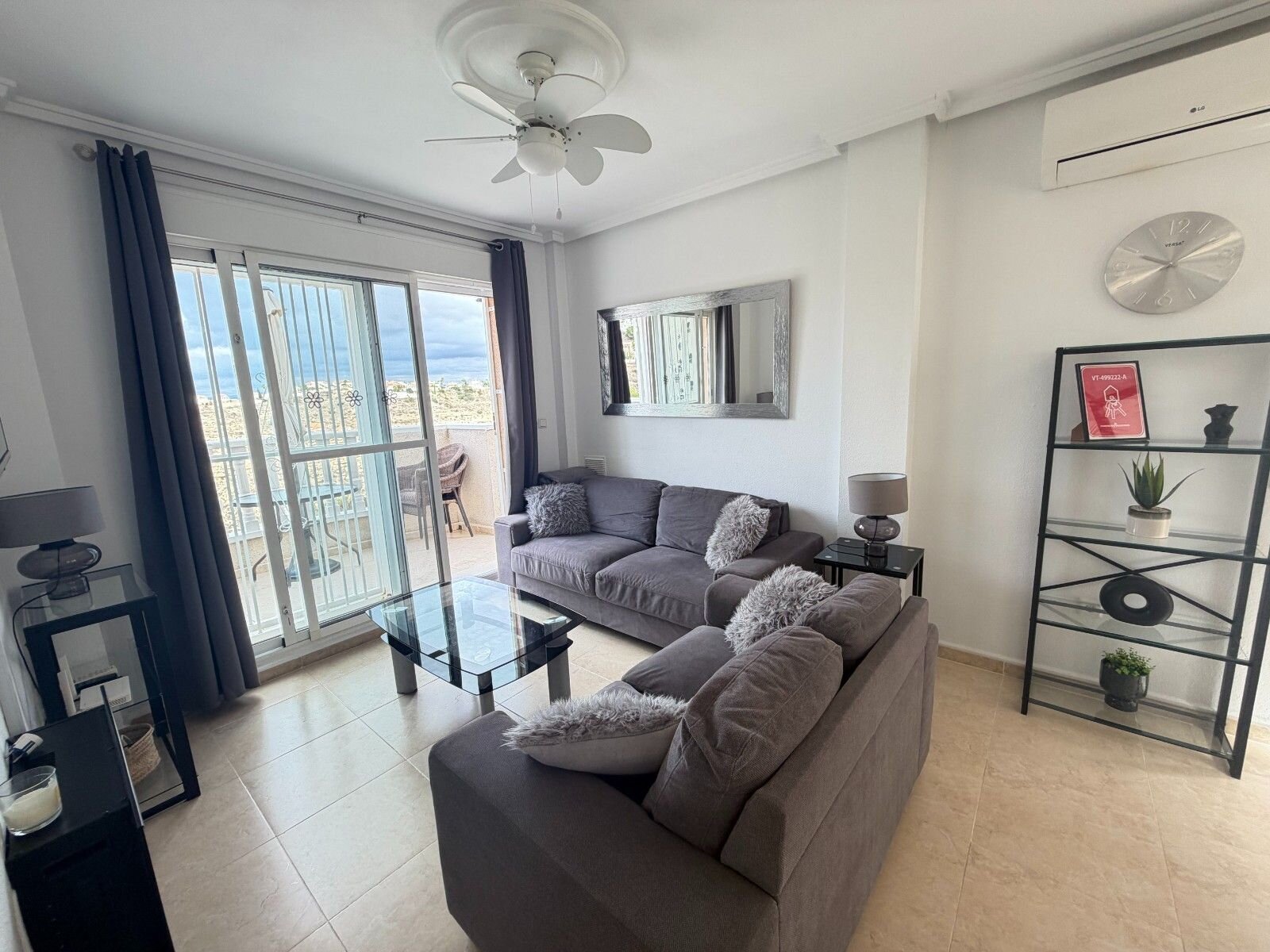 2-Bedroom Apartment in Almoradi - Image 12