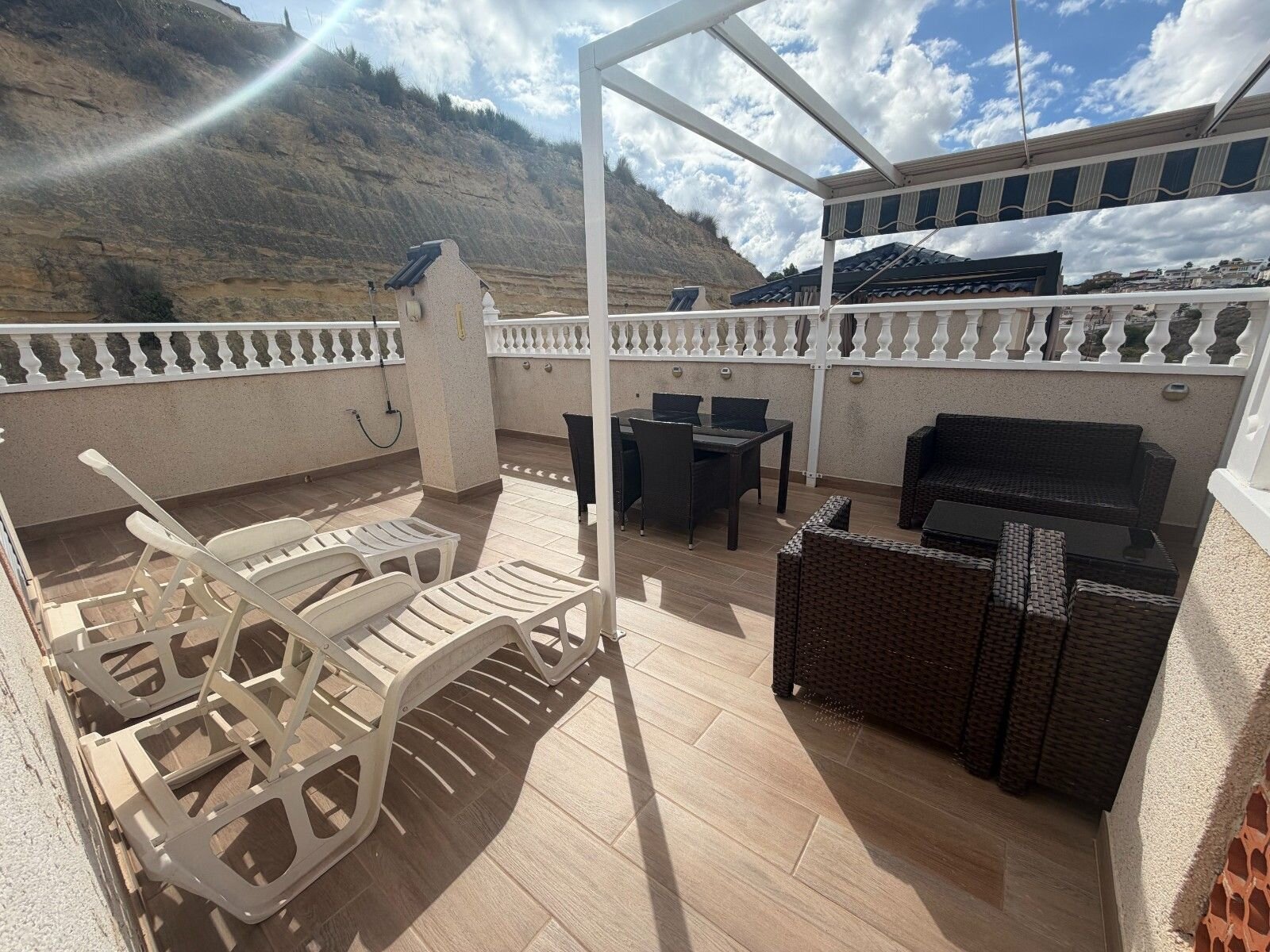 2-Bedroom Apartment in Almoradi - Image 4
