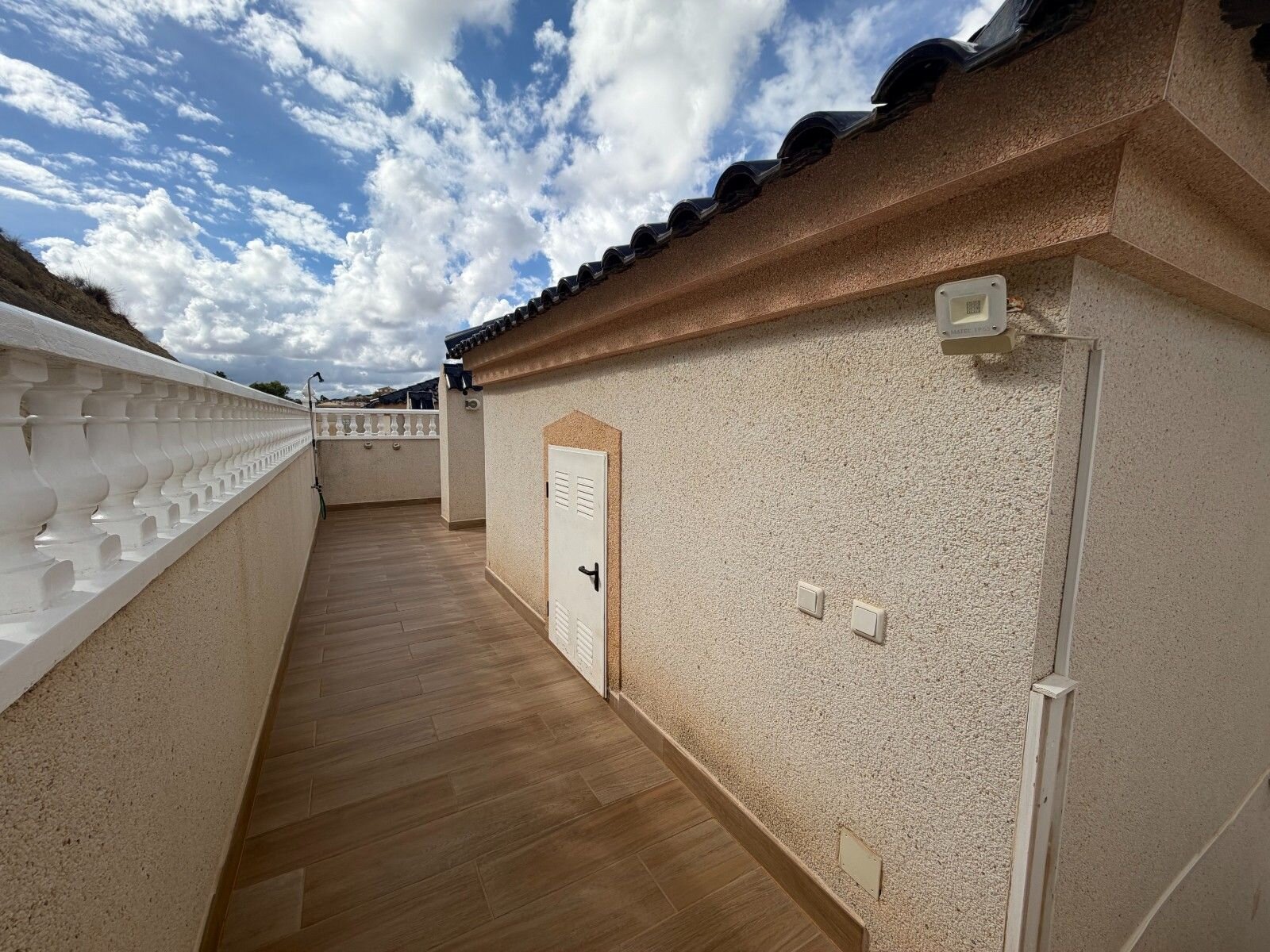 2-Bedroom Apartment in Almoradi - Image 6