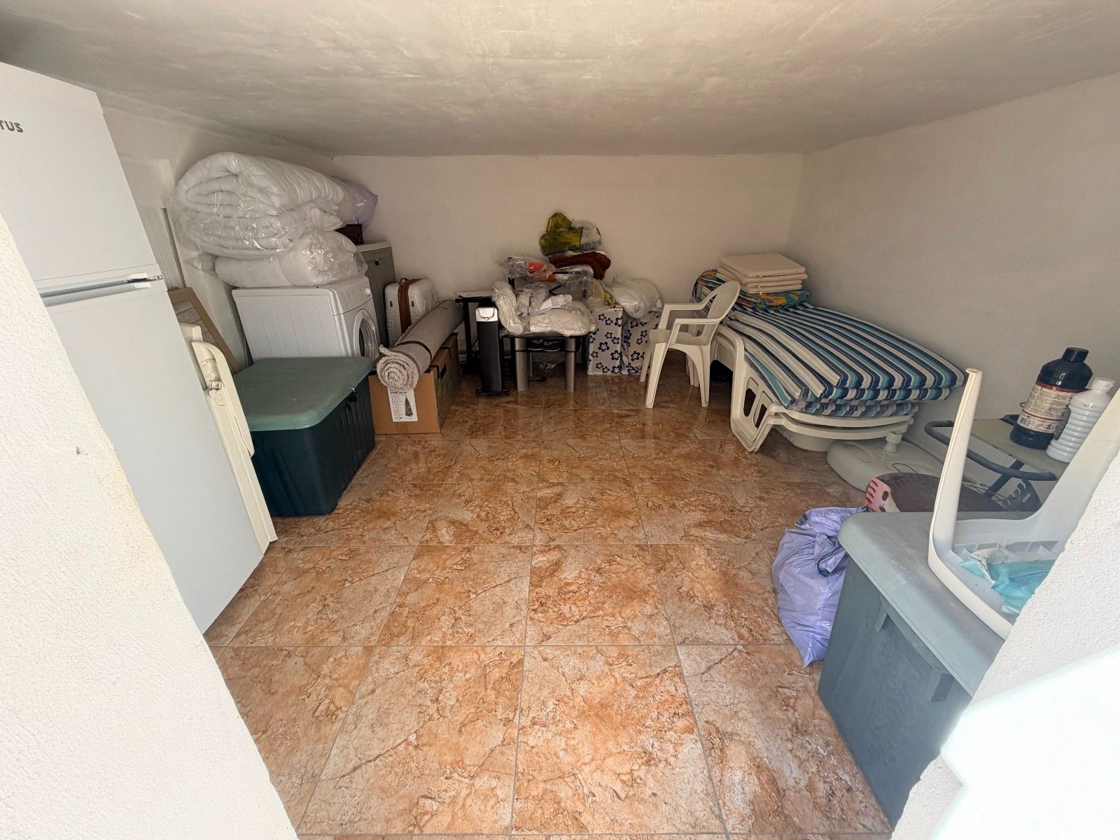 2-Bedroom Apartment in Comunidad Valenciana, Almoradi - Image 8
