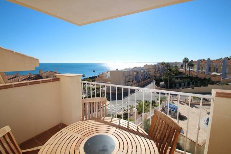 2-Bedroom Penthouse in Campoamor, Orihuela Costa - Image 1