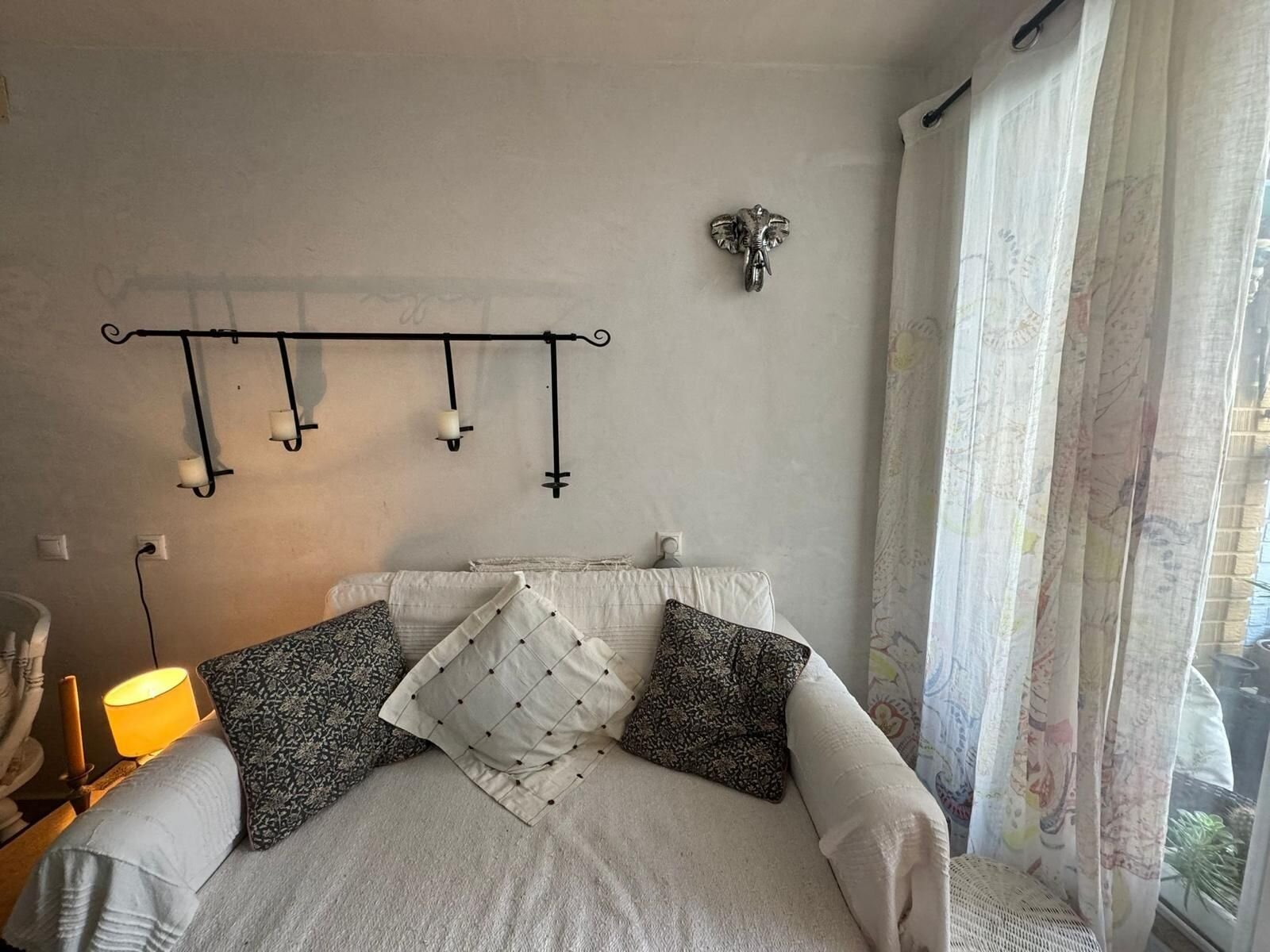 3-Bedroom Apartment in Centro, San Miguel de Salinas - Image 29