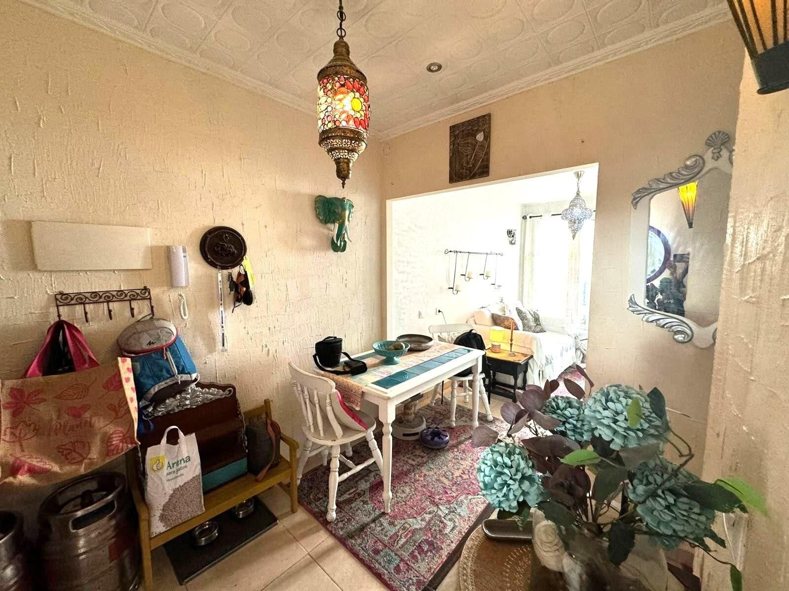 3-Bedroom Apartment in Centro, San Miguel de Salinas - Image 39