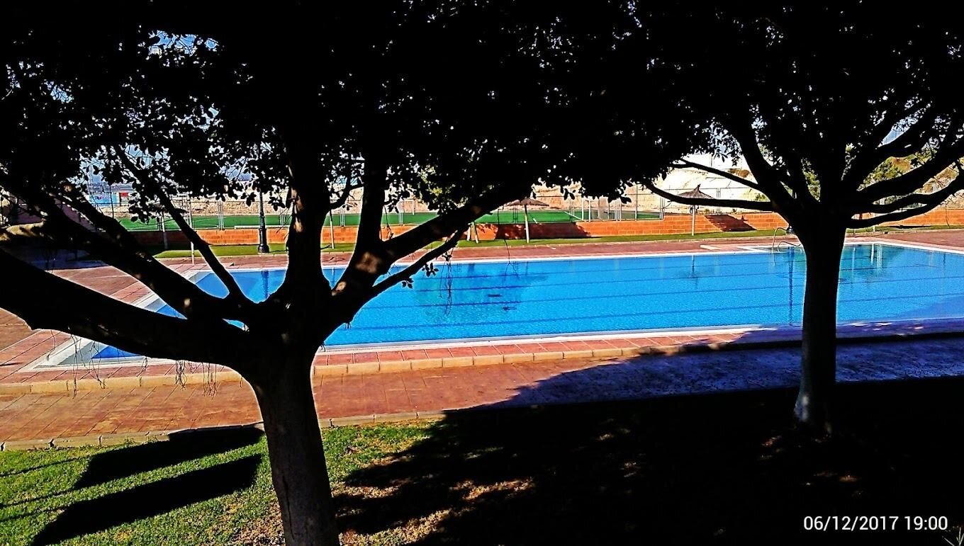 3-Bedroom Apartment in Centro, San Miguel de Salinas - Image 8