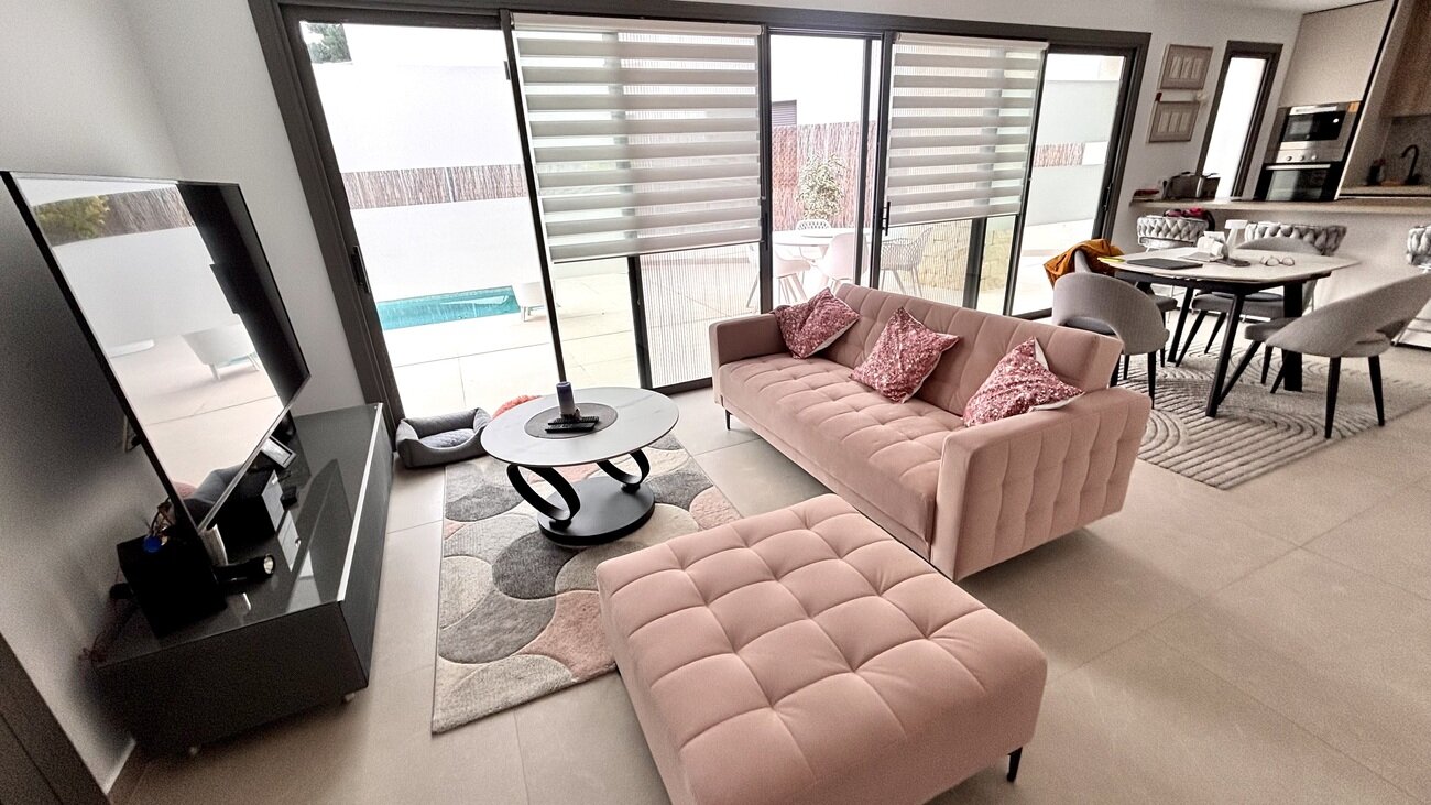 3-Bedroom Villa in Pueblo, San Miguel de Salinas - Image 12