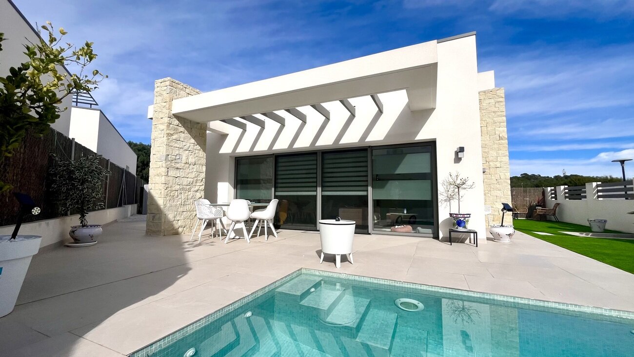 3-Bedroom Villa in Pueblo, San Miguel de Salinas - Image 14