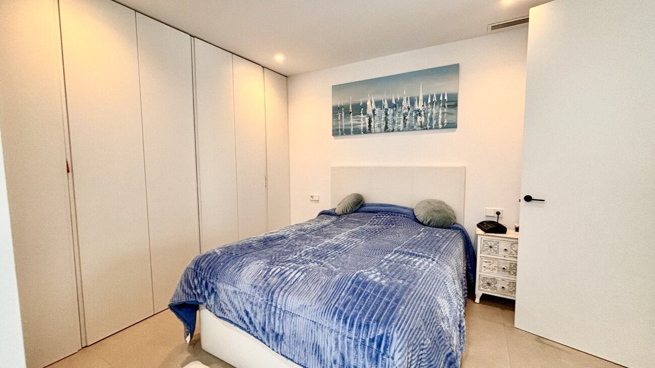 3-Bedroom Villa in Pueblo, San Miguel de Salinas - Image 2