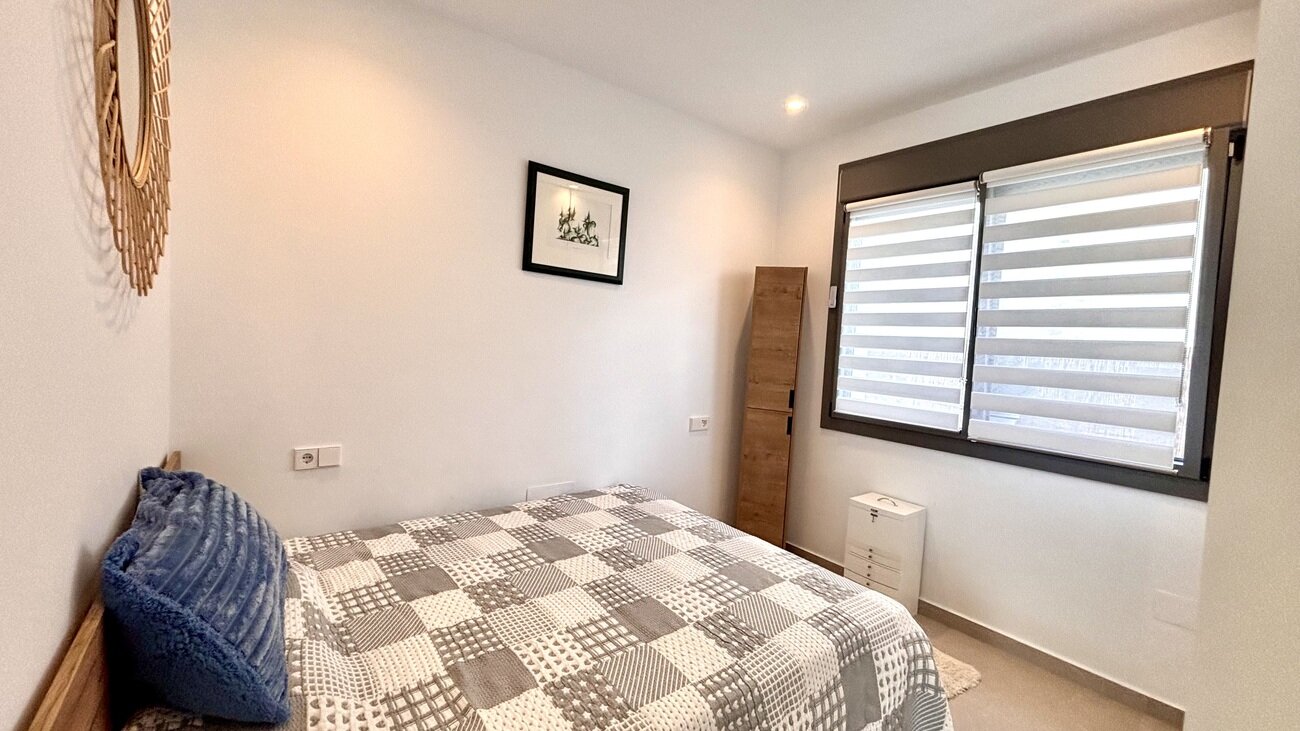 3-Bedroom Villa in Pueblo, San Miguel de Salinas - Image 6