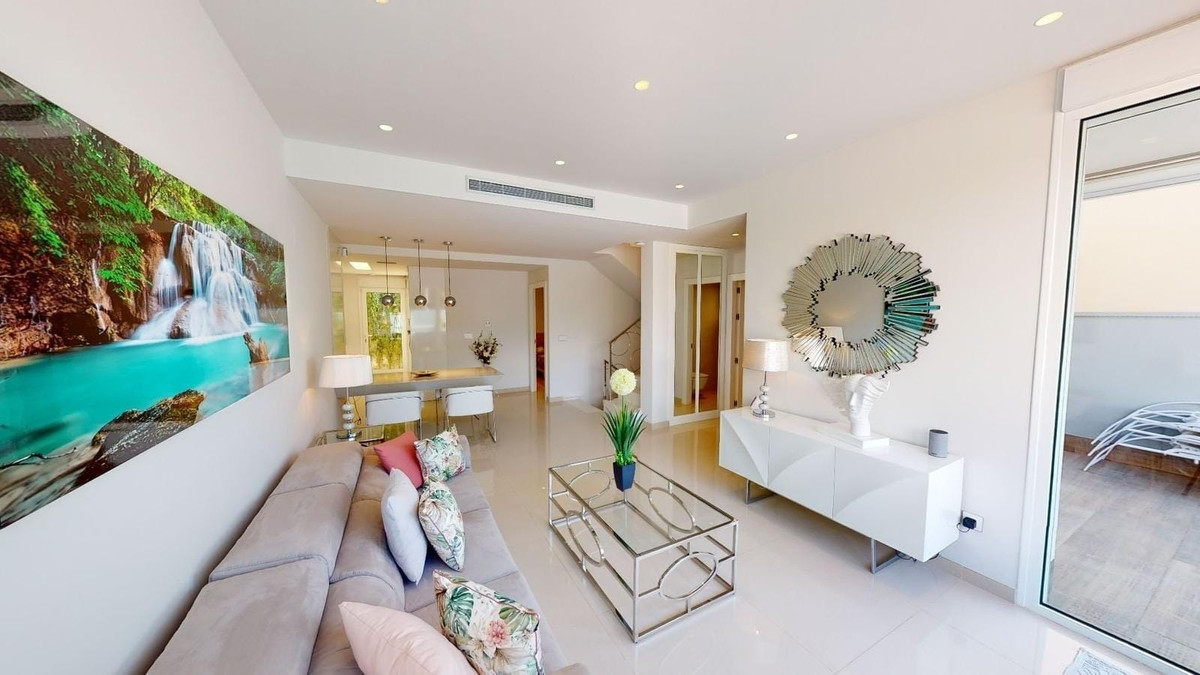 4-Bedroom Detached House in  Torrevieja | Sunny Casas - C... - Image 6