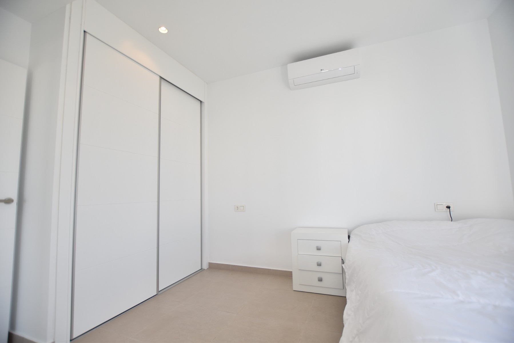 3-Bedroom Villa in Pueblo 4, Benijofar - Image 5