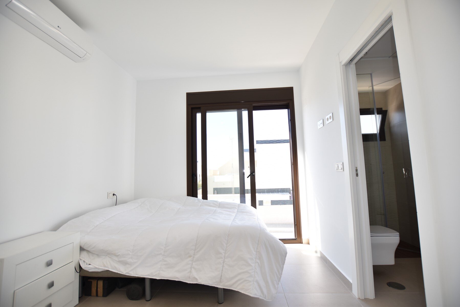 3-Bedroom Villa in Pueblo 4, Benijofar - Image 6