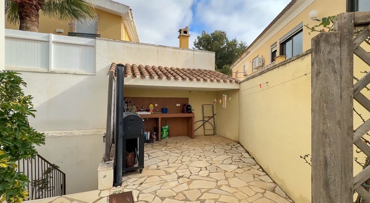 7-Bedroom Villa in Campoamor, Orihuela Costa - Image 10
