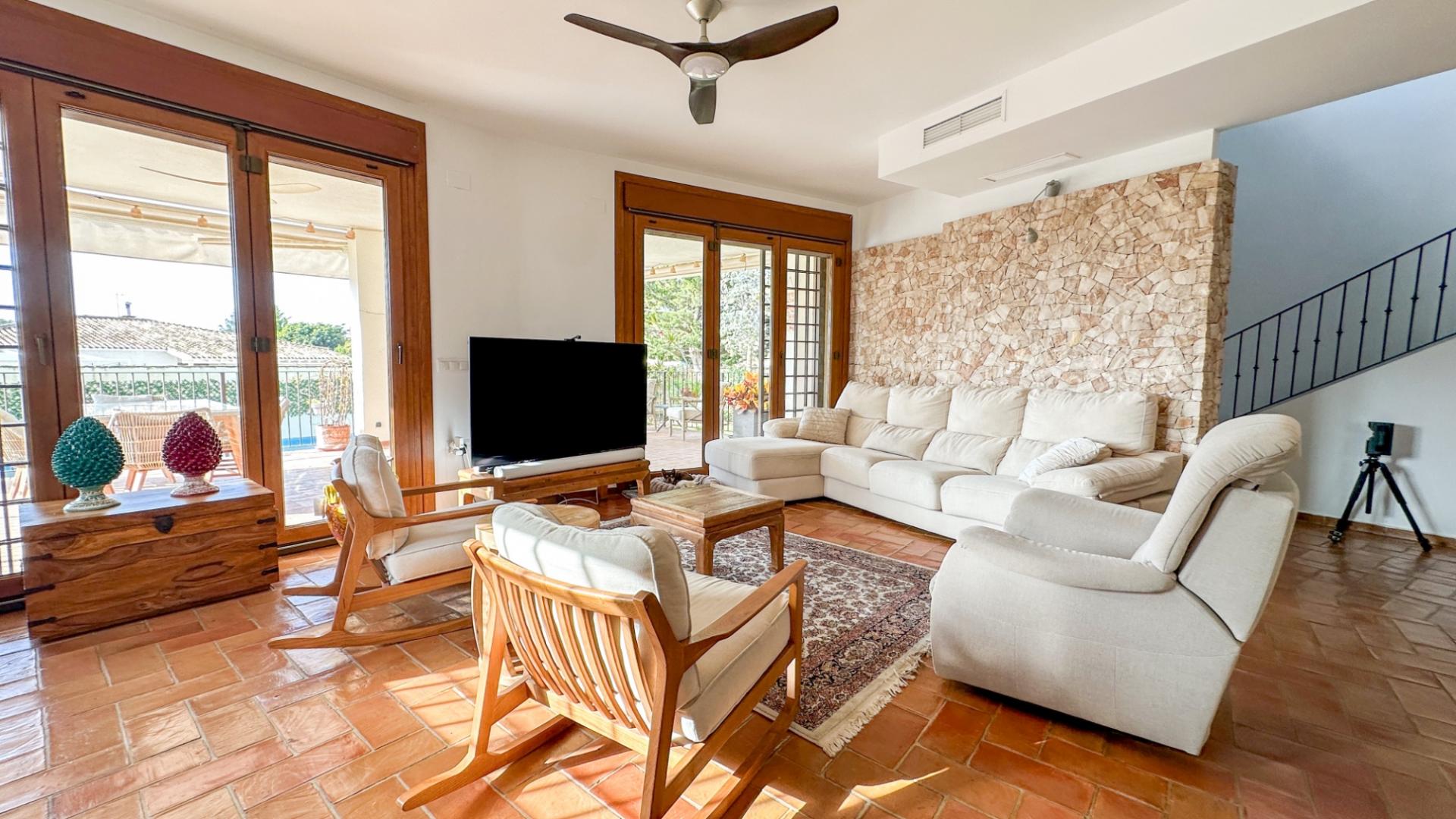 7-Bedroom Villa in Campoamor, Orihuela Costa - Image 21