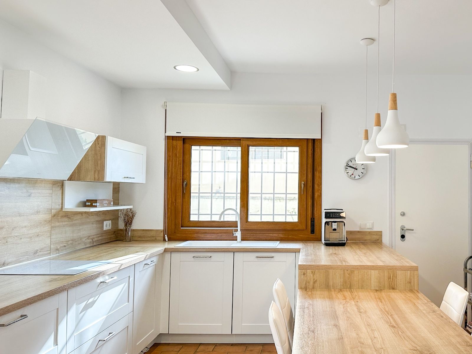 7-Bedroom Villa in Campoamor, Orihuela Costa - Image 32