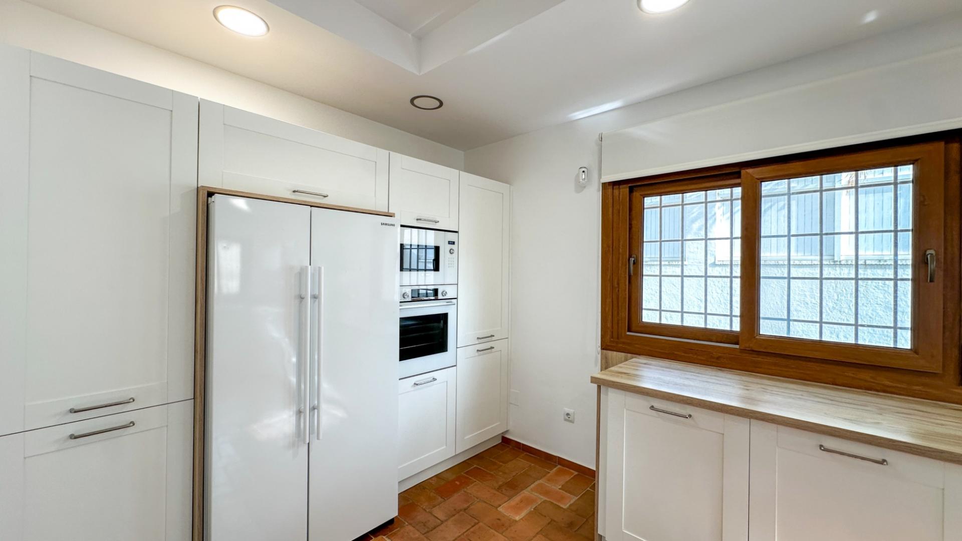 7-Bedroom Villa in Campoamor, Orihuela Costa - Image 34