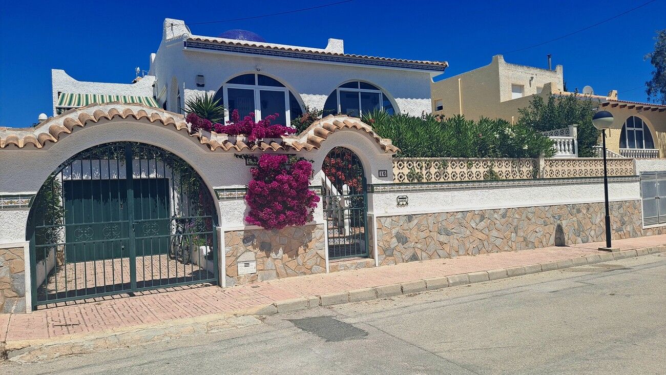 Willa z 3 Sypialniami w Pueblo 9, San Miguel de Salinas - Image 2