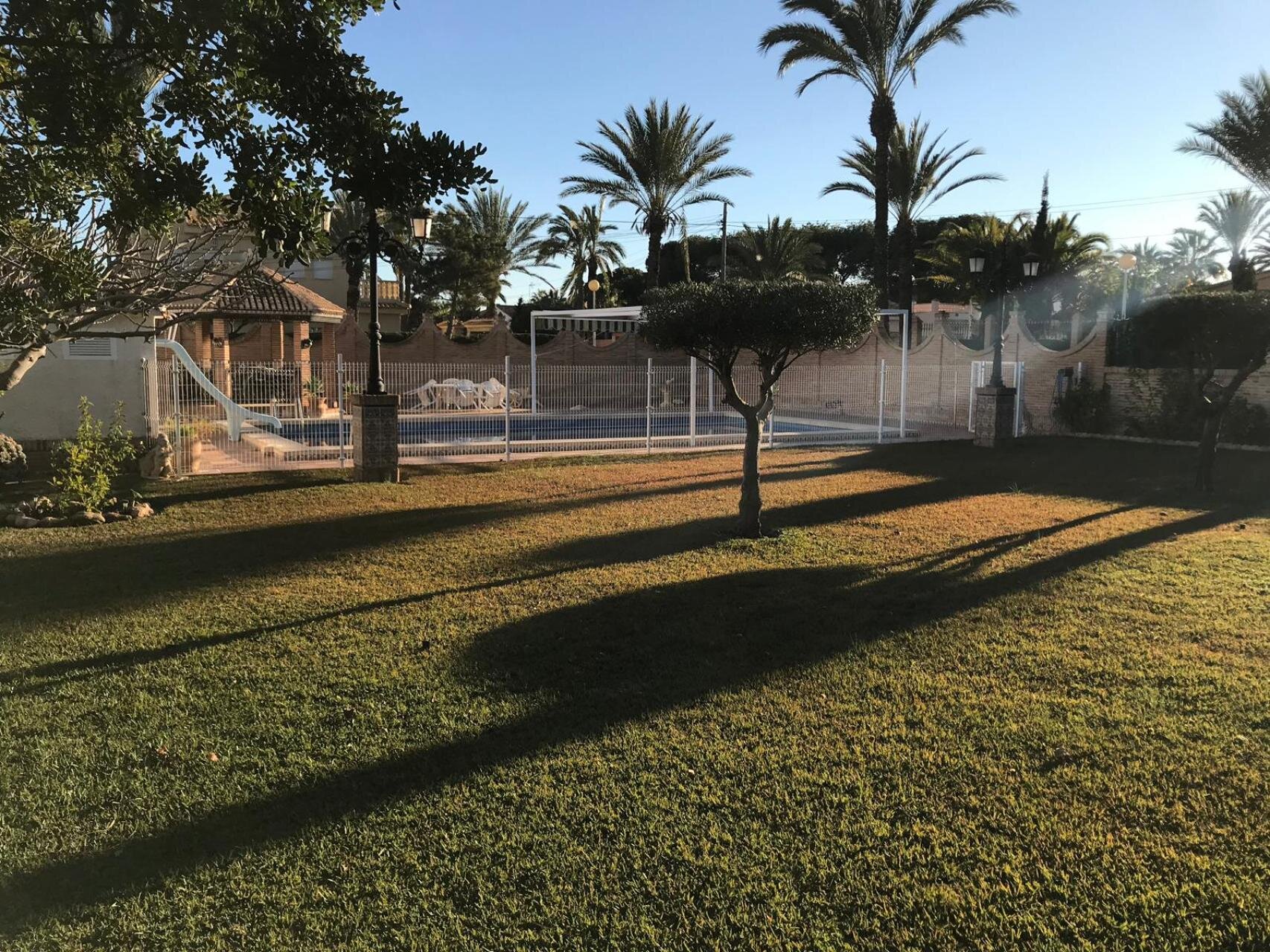 6-Bedroom Villa in Cabo Roig - Image 4