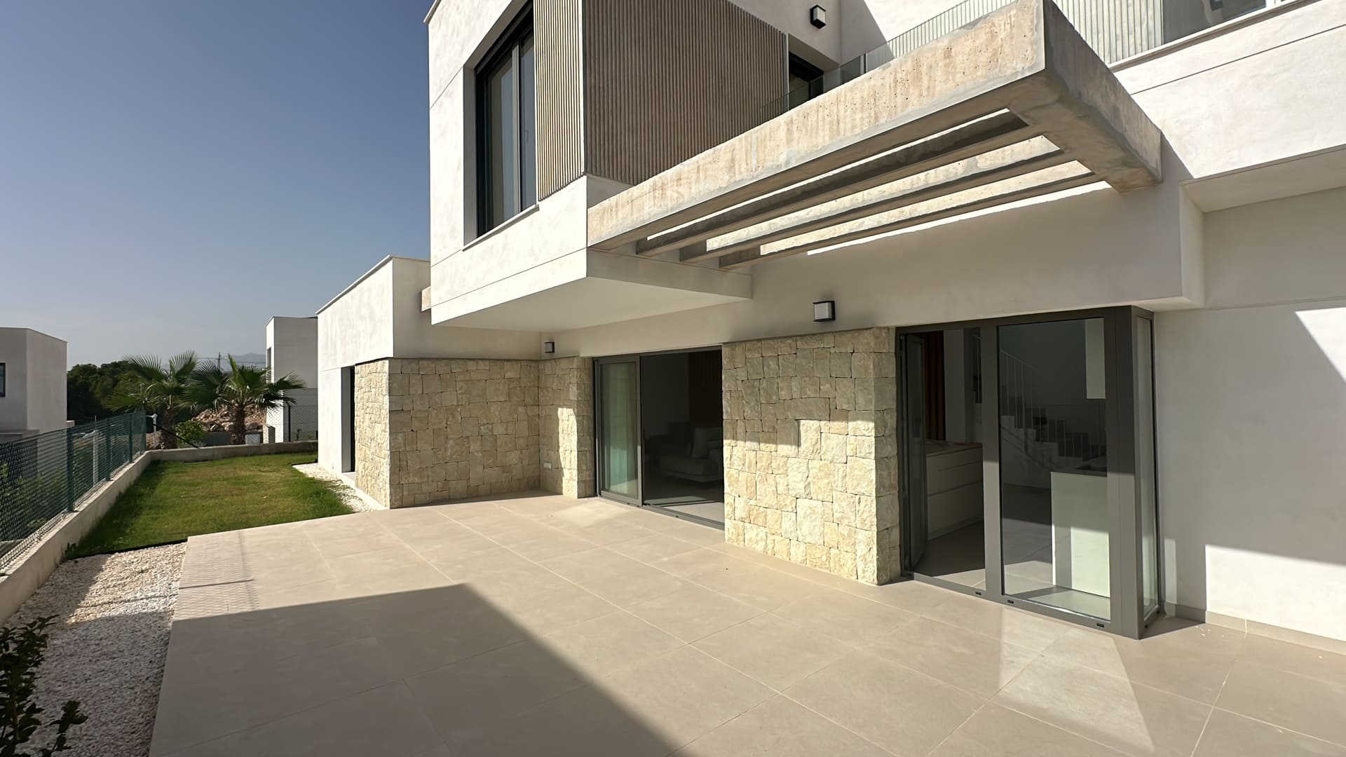 6-Bedroom Detached House in Finestrat - Image 3