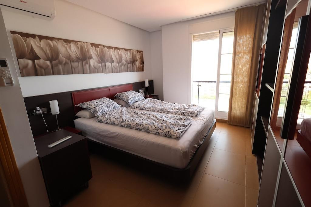 3-Bedroom Penthouse Apartment in Mil Palmeras, Pilar de l... - Image 14