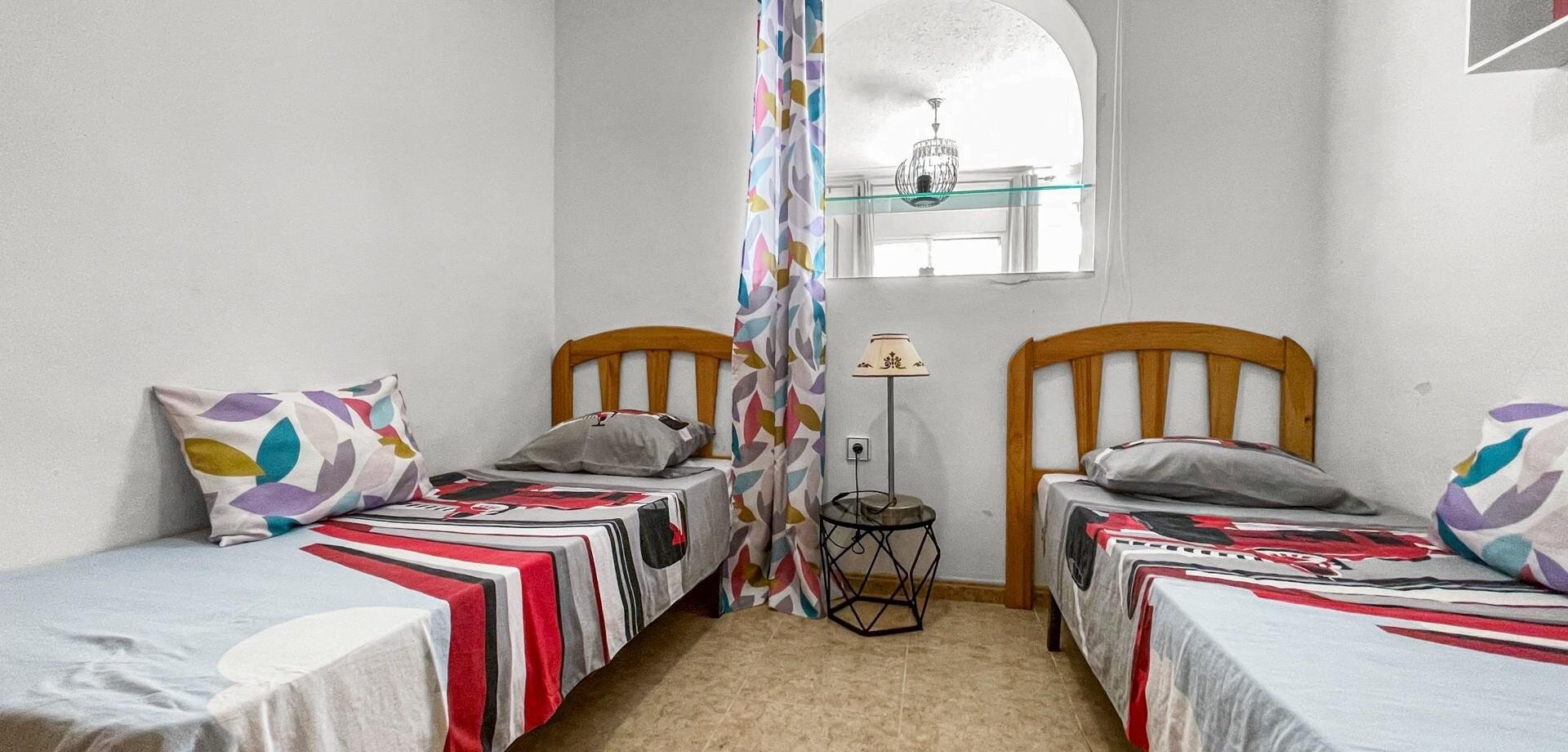 3-Bedroom Bungalow in El Limonar, Torrevieja - Image 23