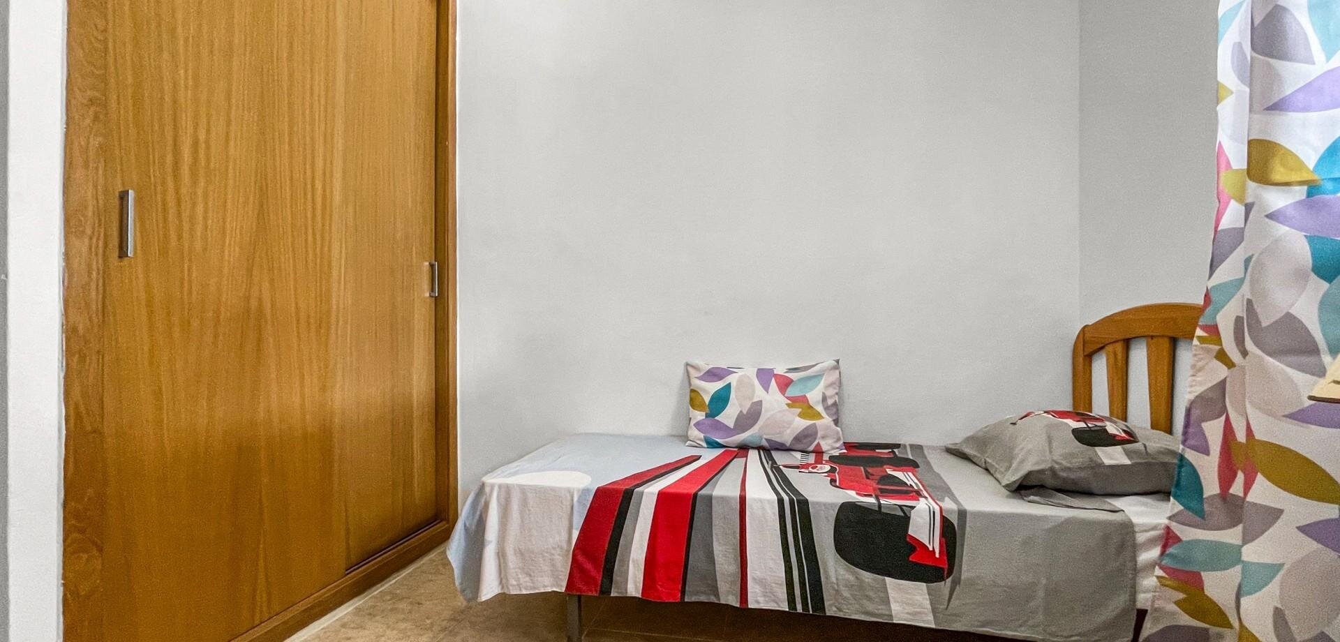 3-Bedroom Bungalow in El Limonar, Torrevieja - Image 24