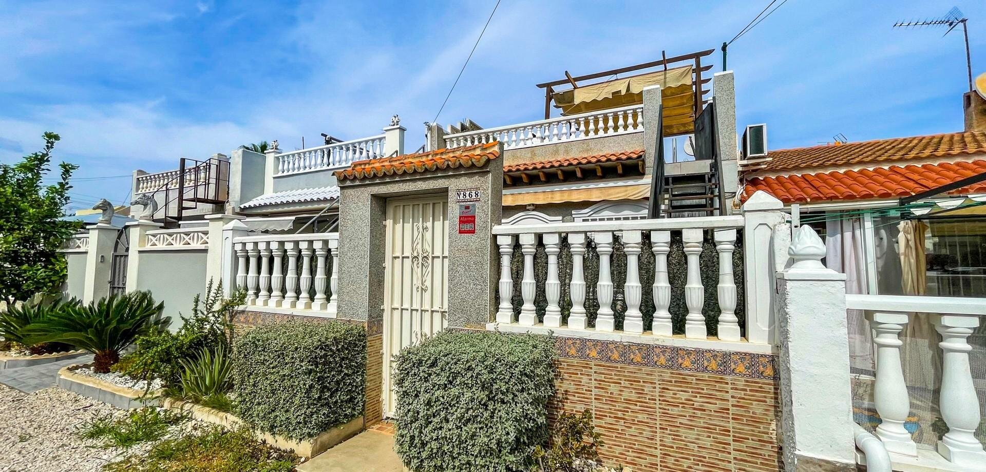 3-Bedroom Bungalow in El Limonar, Torrevieja - Image 5
