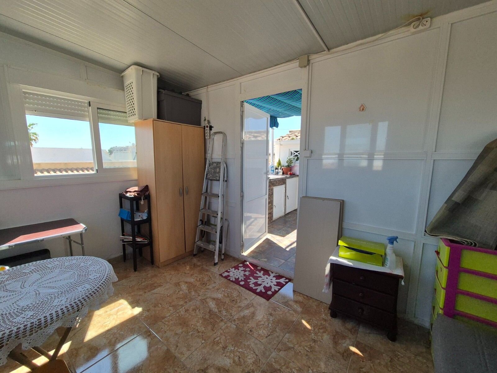 Bungalow de 2 Chambres à Centro, Torrevieja - Image 28