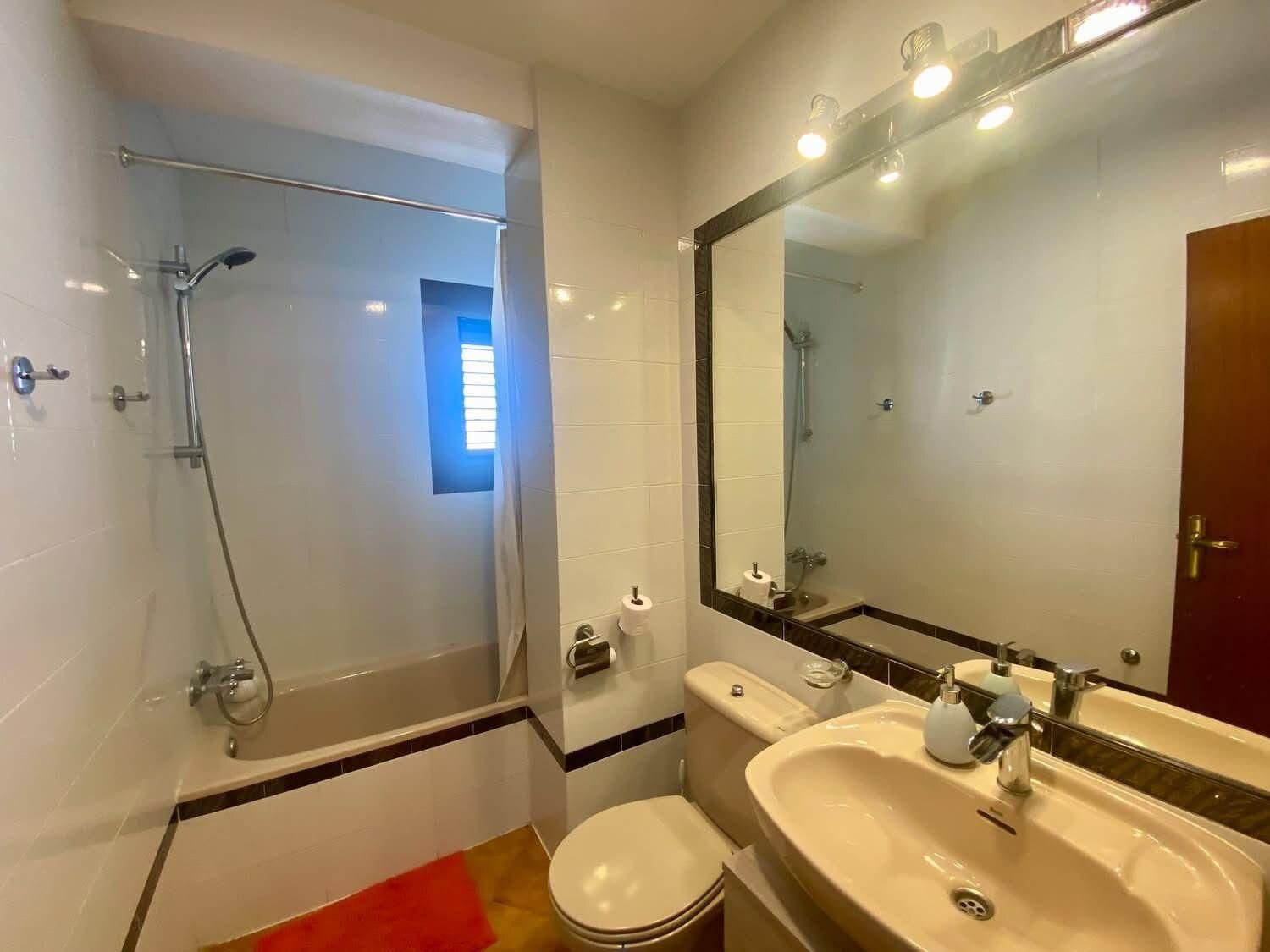 2-Bedroom Apartment in Cabo Roig, Cabo Roig - Image 12