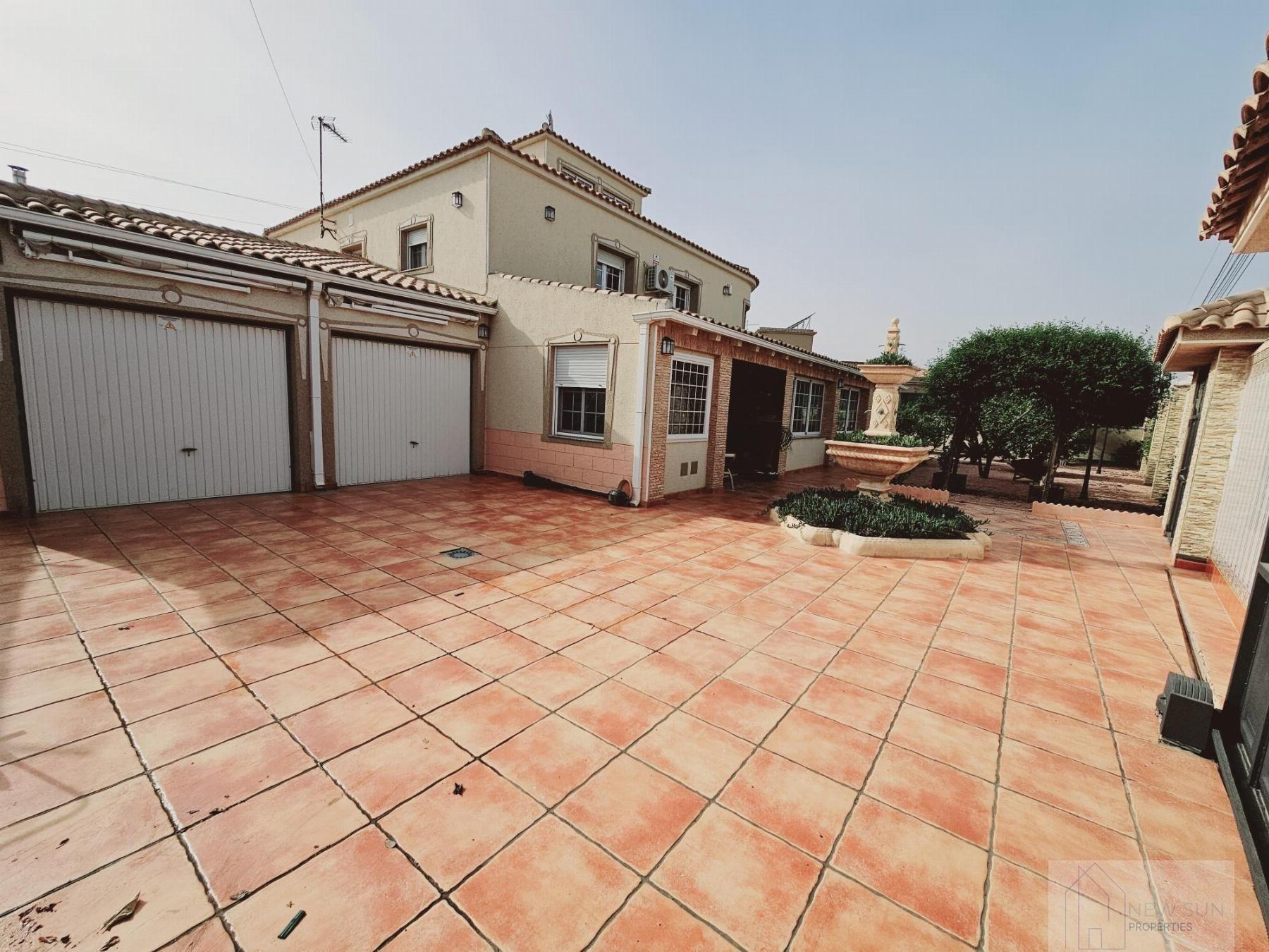 5-Zimmer Villa in La Siesta - El Salado - Torreta, Torrevieja - Image 3
