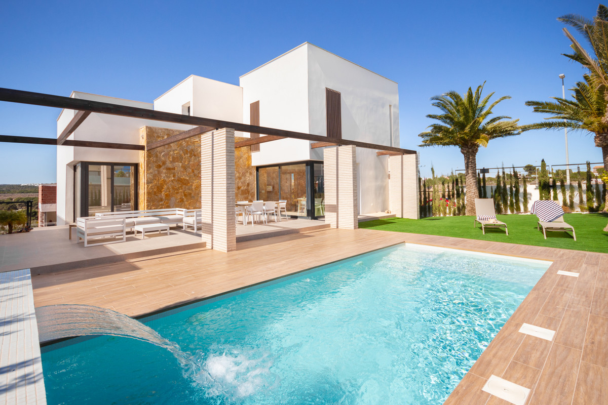 4-Bedroom Detached House in Dehesa de Campoamor, Orihuela... - Image 23