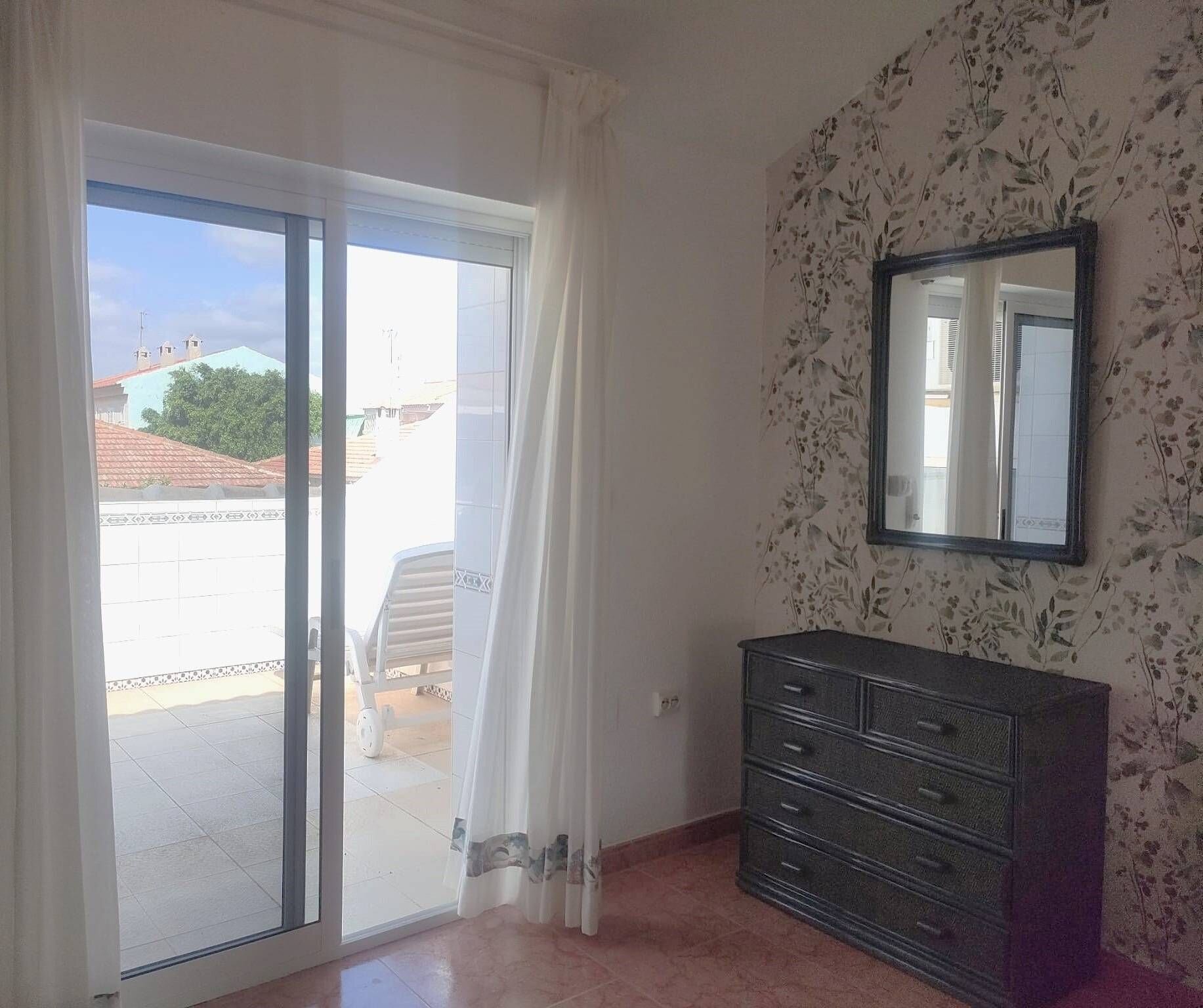4-Bedroom House in Pilar de la Horadada - Image 26