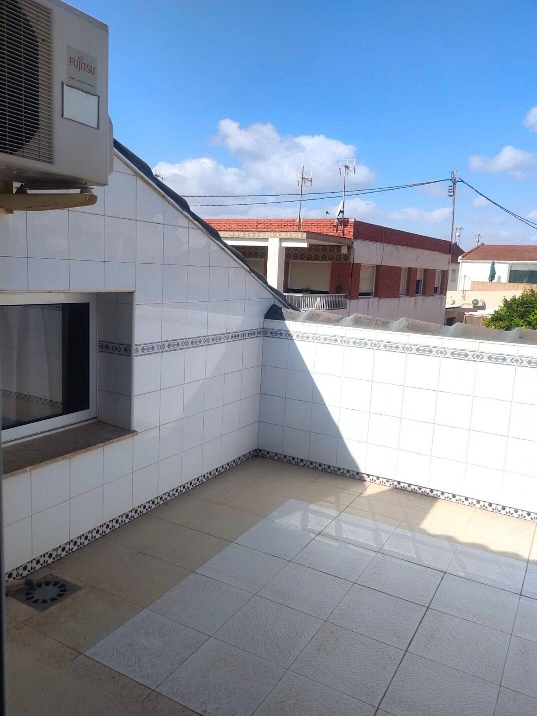 4-Bedroom House in Pilar de la Horadada - Image 32