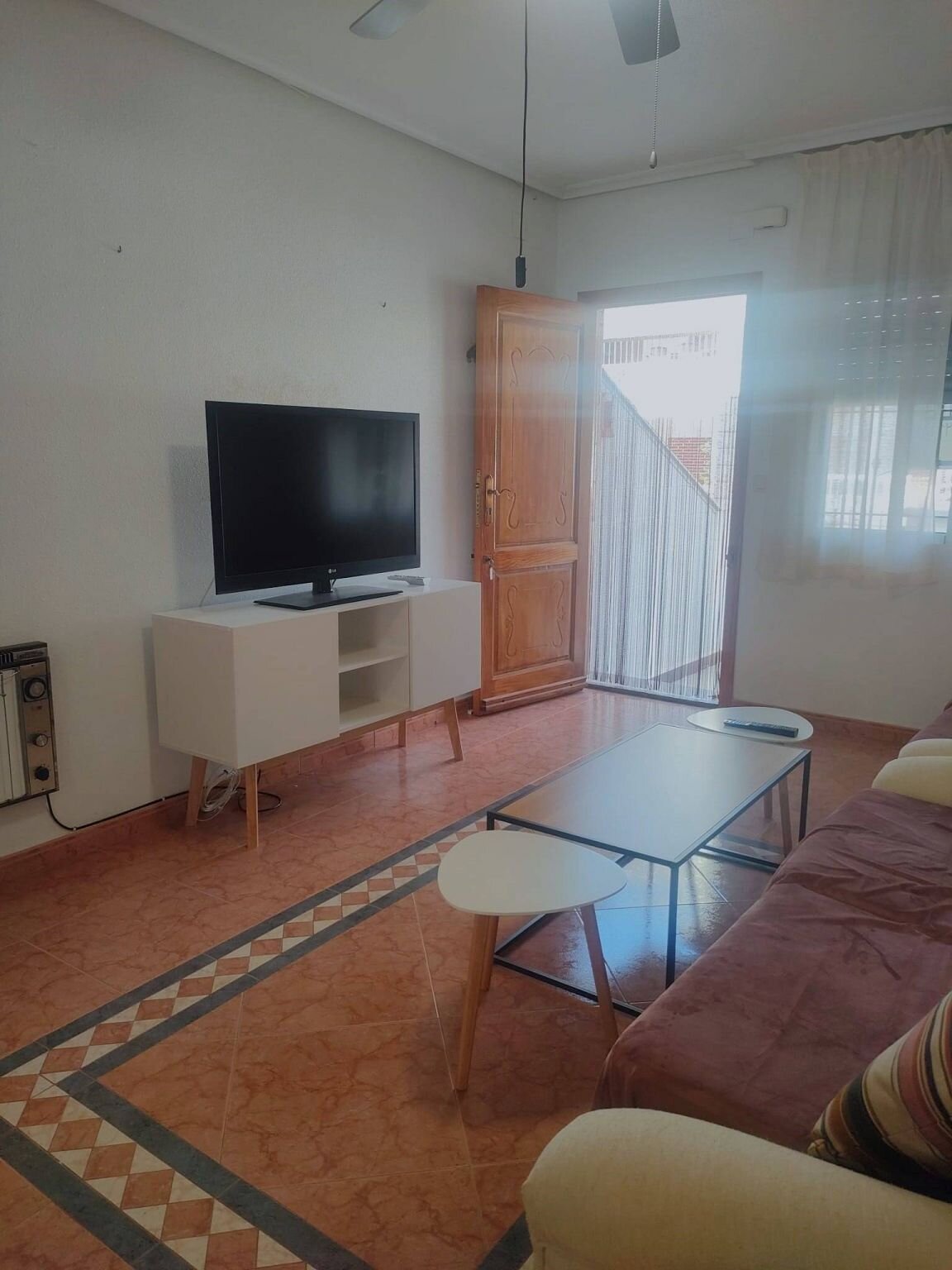 4-Bedroom House in Pilar de la Horadada - Image 7