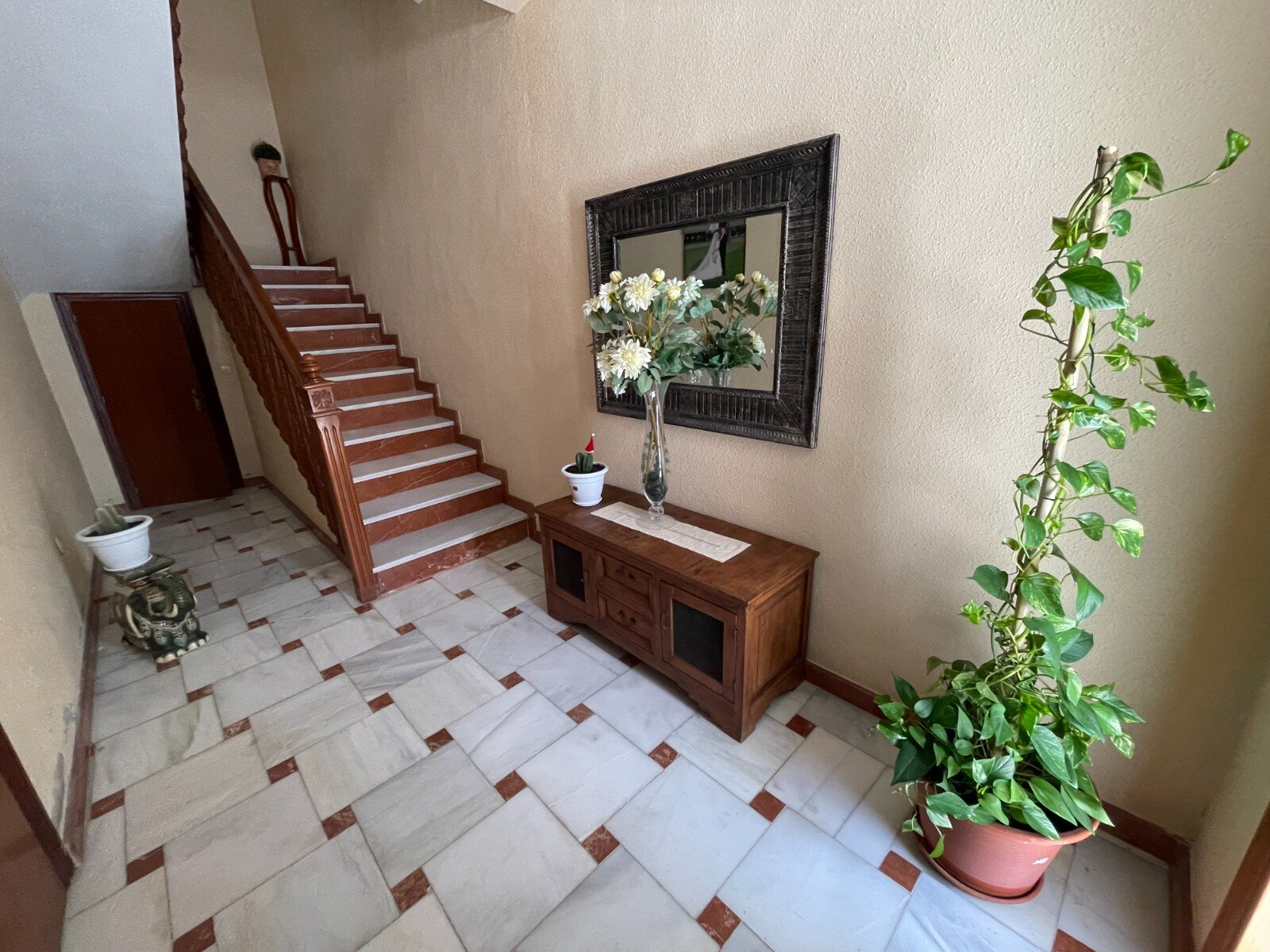 Villa met 5 Slaapkamers in Pueblo, San Miguel de Salinas - Image 15