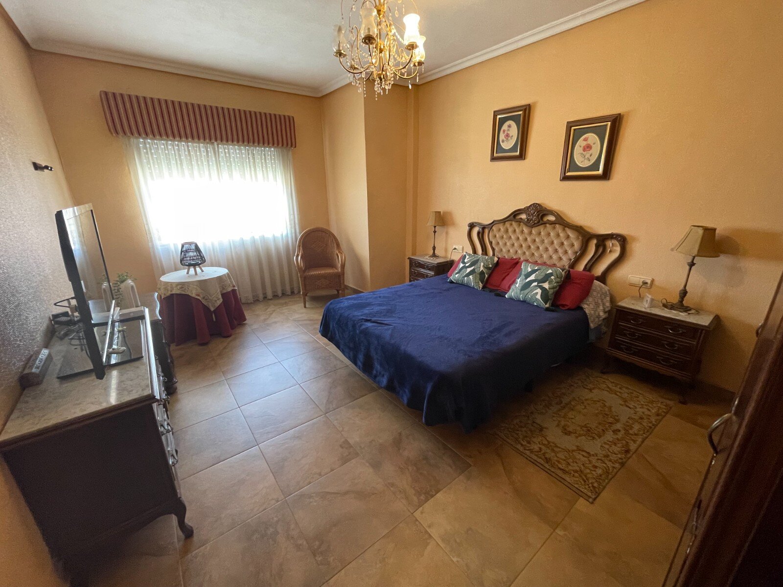 Villa met 5 Slaapkamers in Pueblo, San Miguel de Salinas - Image 4