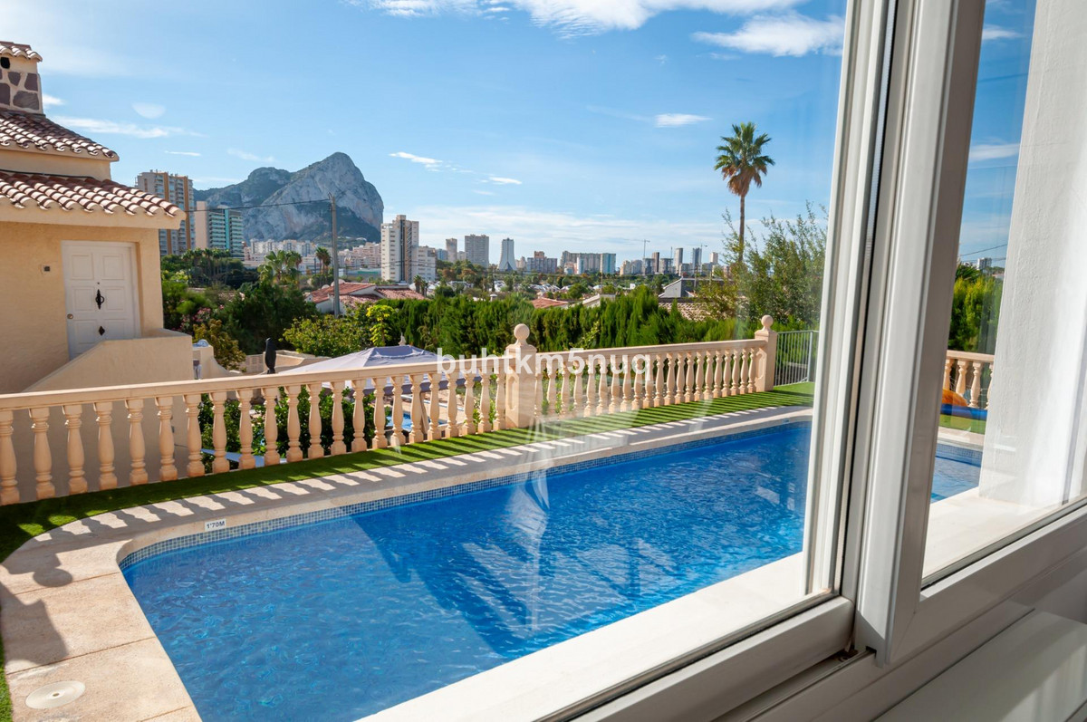 3-Bedroom Detached House in Calpe | Sunny Casas - Costa ... - Image 2